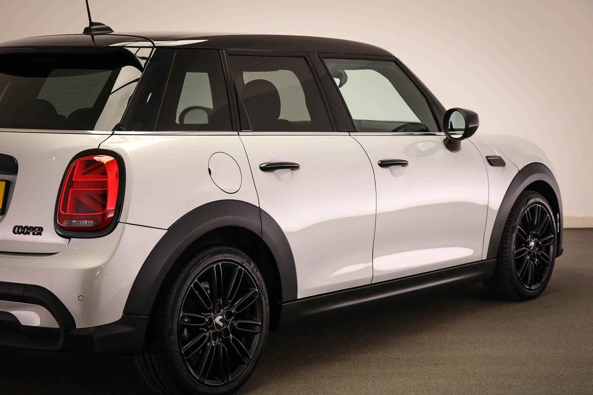 Mini Mini 1.5 Cooper Business Edition | COMFORT / DRIVING ASSISTANT- PACK | DAB | APPLE | SFEERVERLICHTING | CAMERA - 22/57