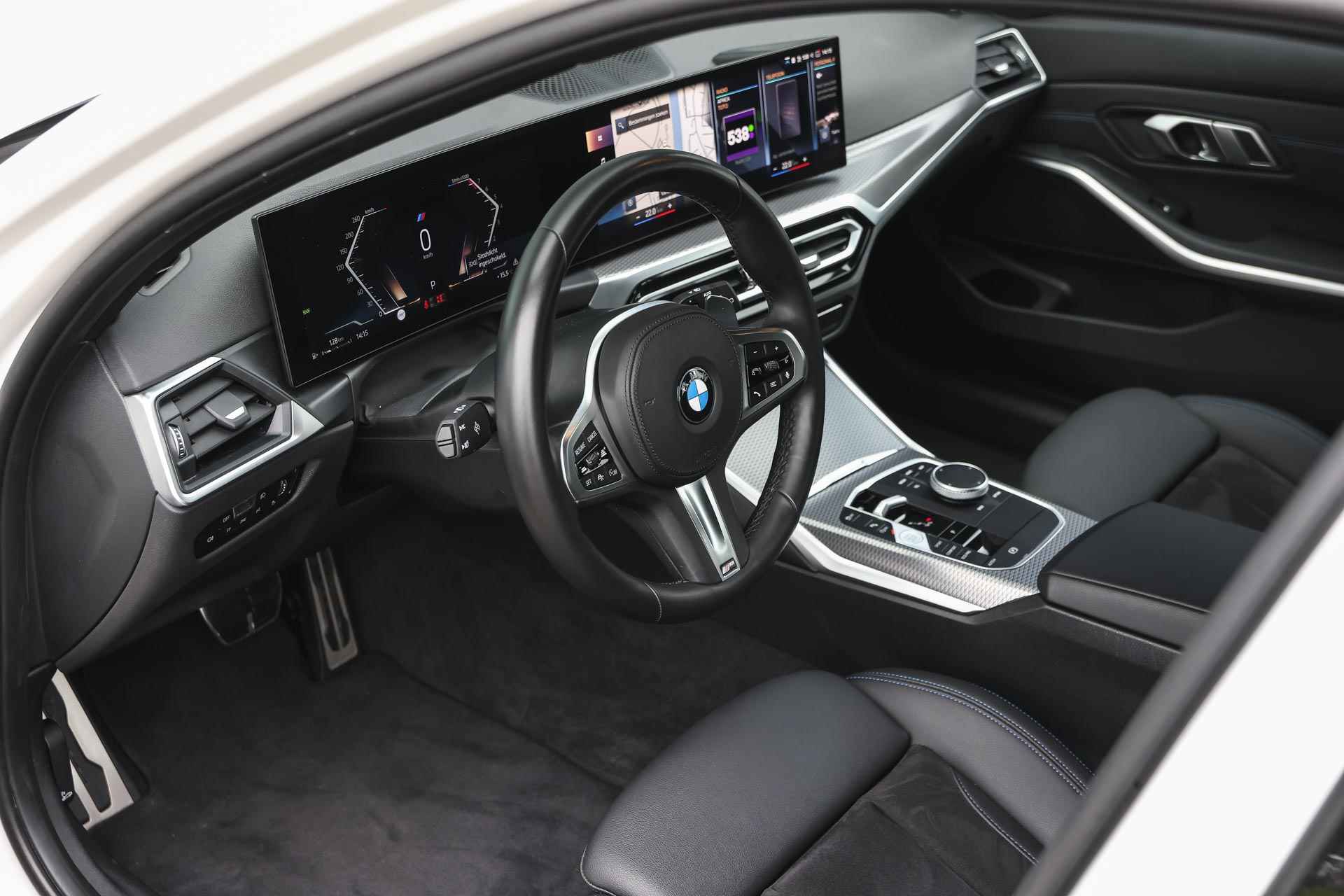BMW 3 Serie Touring 330i Executive M Sport Automaat / Sportstoelen / Stoelverwarming / Parking Assistant / Active Cruise Control - 9/29