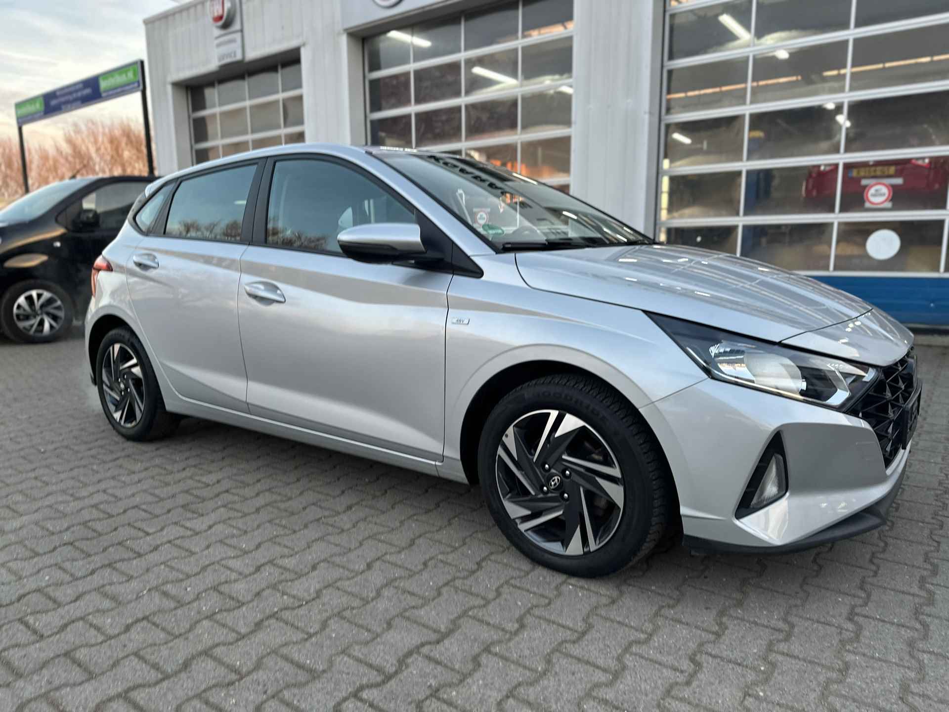 Hyundai I20 1.0 T-GDI Comfort Smart (BOVAG/RIJKLAARPRIJS) - 4/22