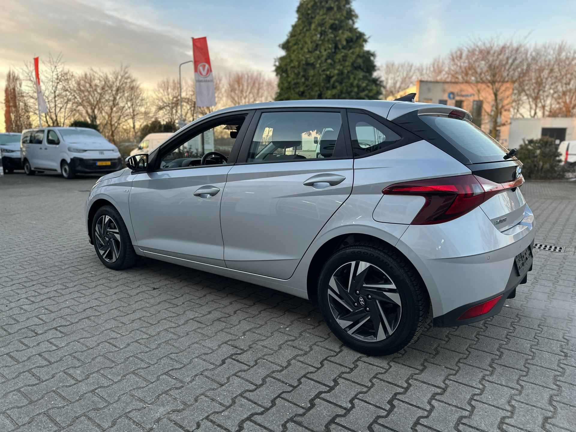 Hyundai I20 1.0 T-GDI Comfort Smart (BOVAG/RIJKLAARPRIJS) - 9/22