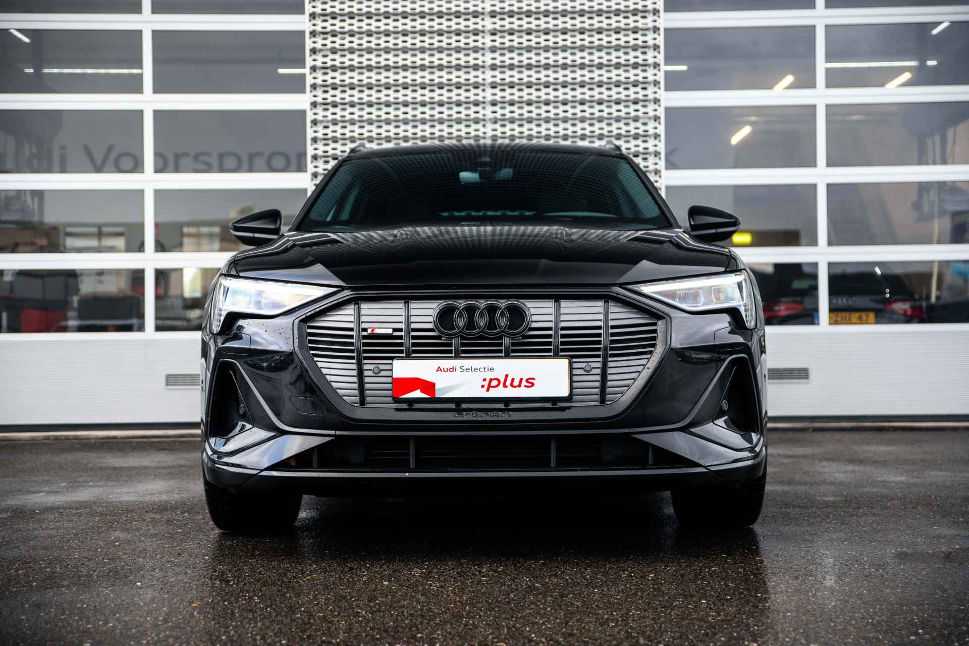 Audi e-tron 55 quattro S edition 95 kWh | Luchtvering | Achteruitrijcamera | - 4/71