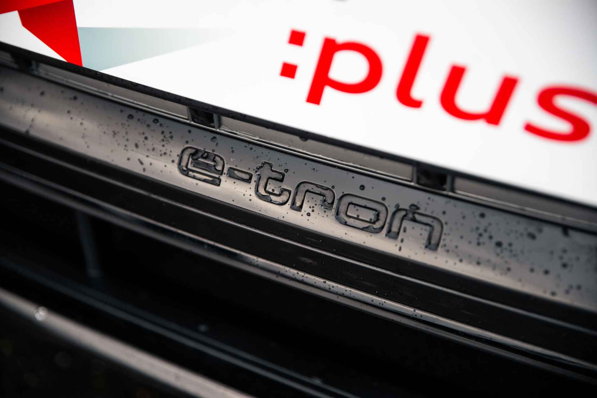 Audi e-tron 55 quattro S edition 95 kWh | Luchtvering | Achteruitrijcamera | - 18/71