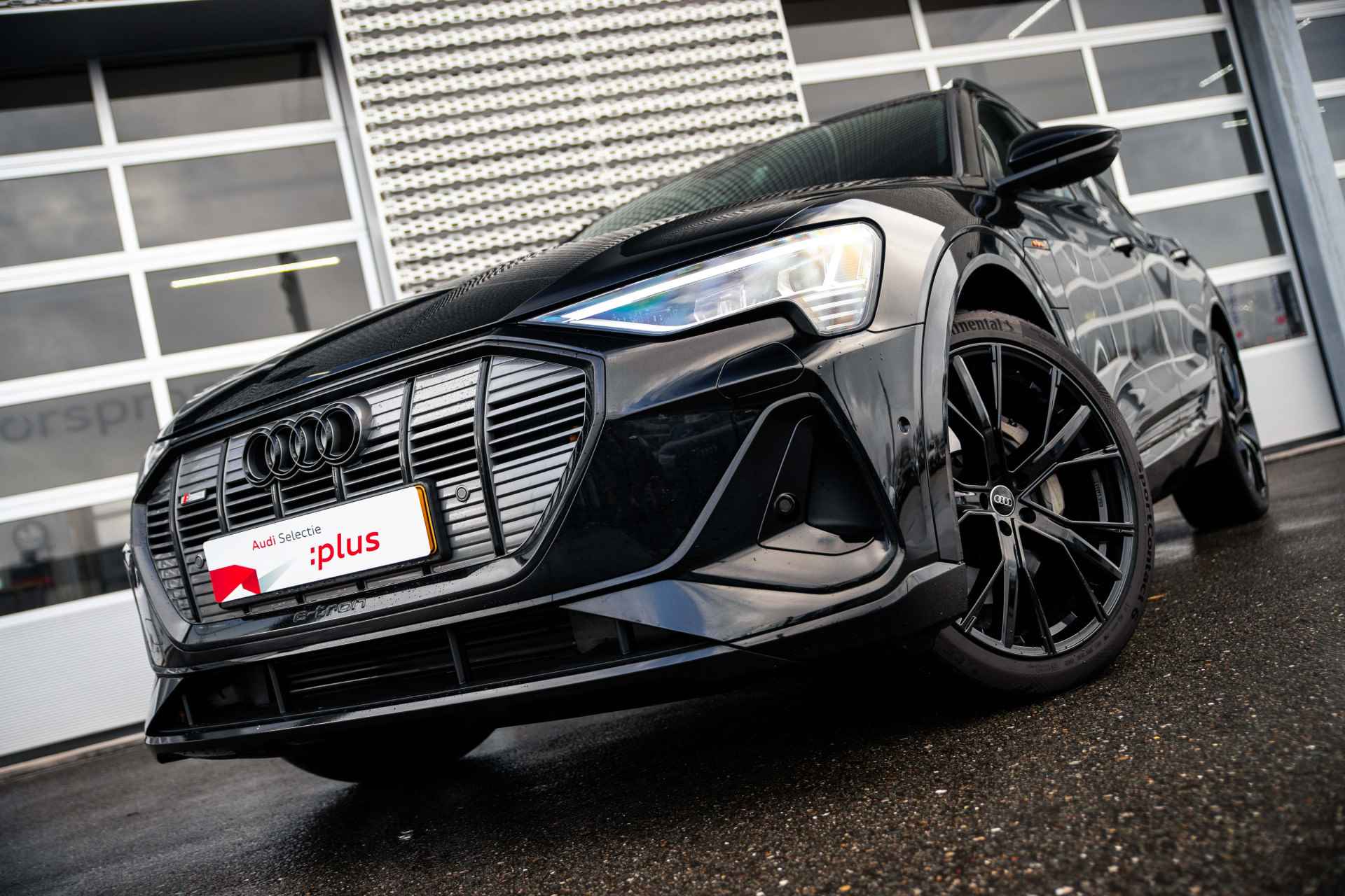 Audi e-tron 55 quattro S edition 95 kWh | Luchtvering | Achteruitrijcamera | - 26/71