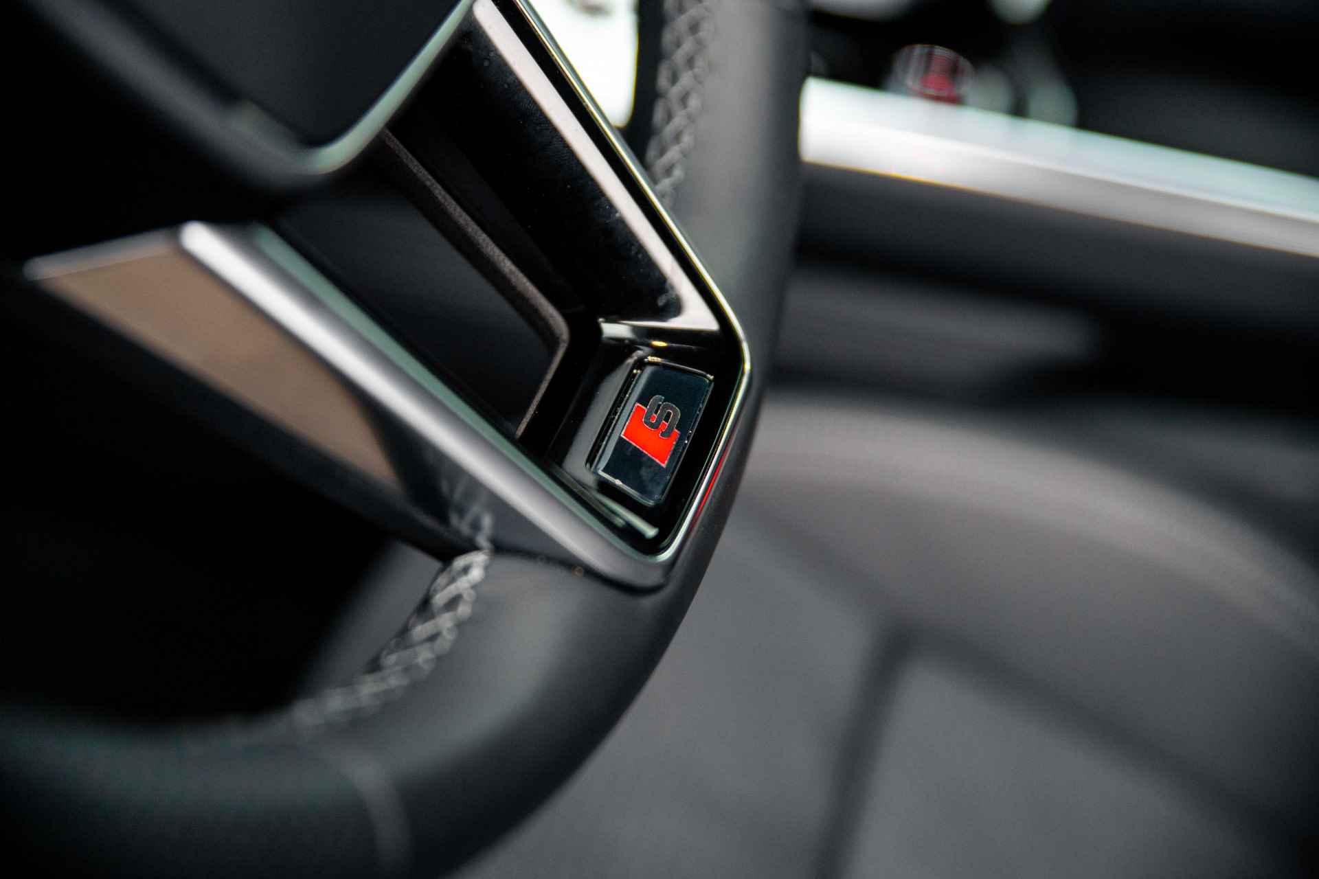 Audi e-tron 55 quattro S edition 95 kWh | Luchtvering | Achteruitrijcamera | - 36/71