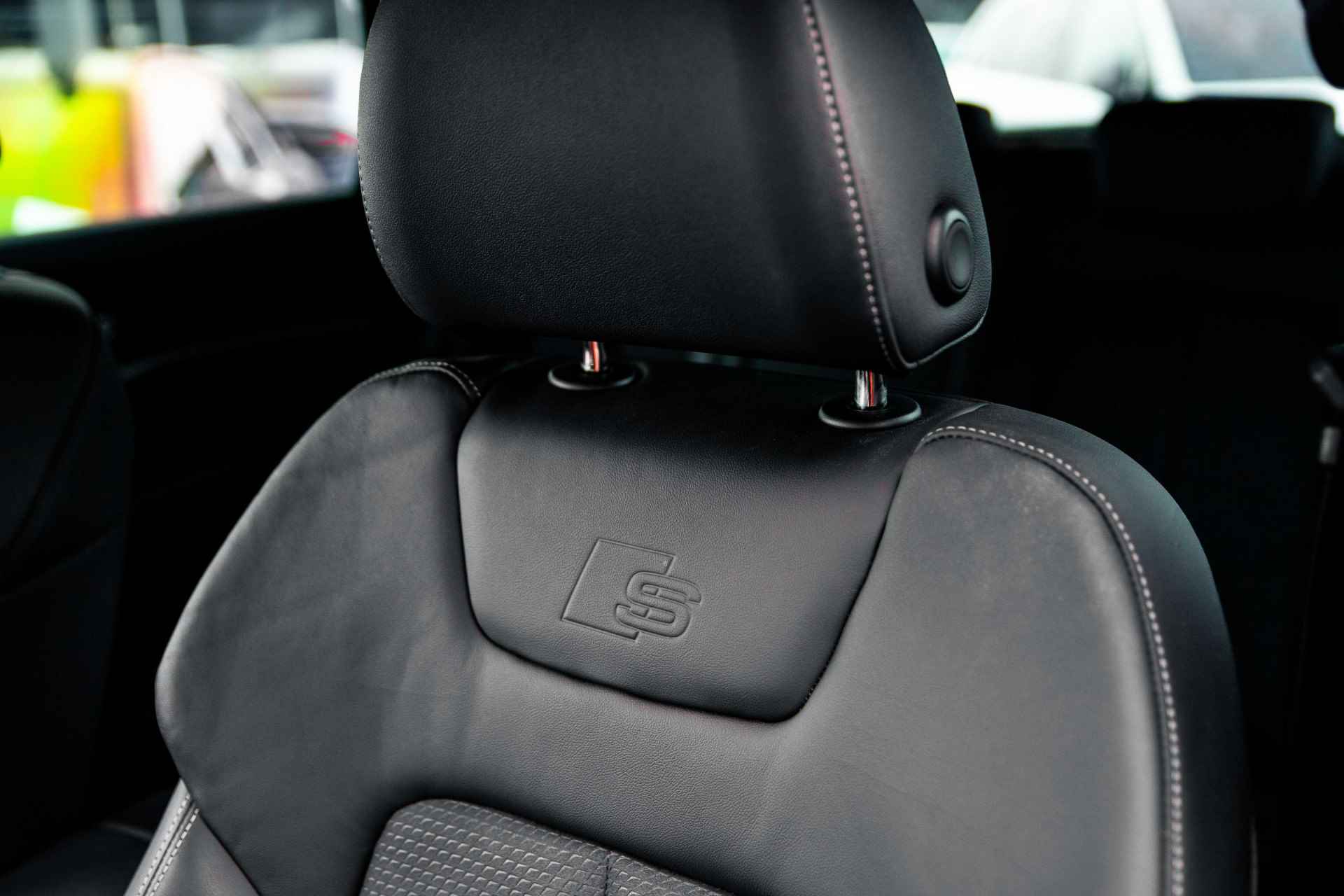 Audi e-tron 55 quattro S edition 95 kWh | Luchtvering | Achteruitrijcamera | - 40/71