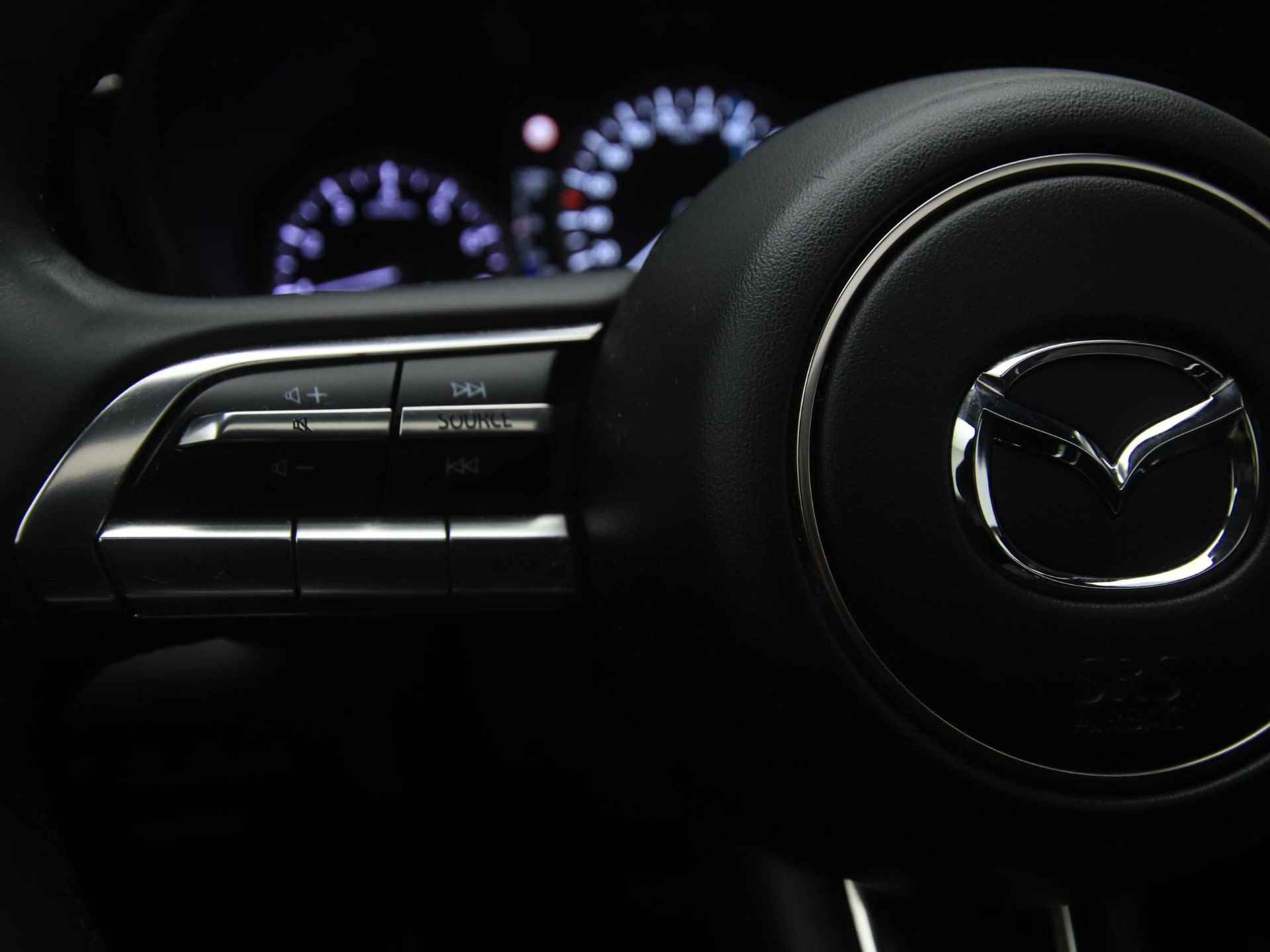 Mazda CX-30 2.0 SkyActiv-X Luxury i-Activesense automaat met Sunroof : dealer onderhouden - 26/49