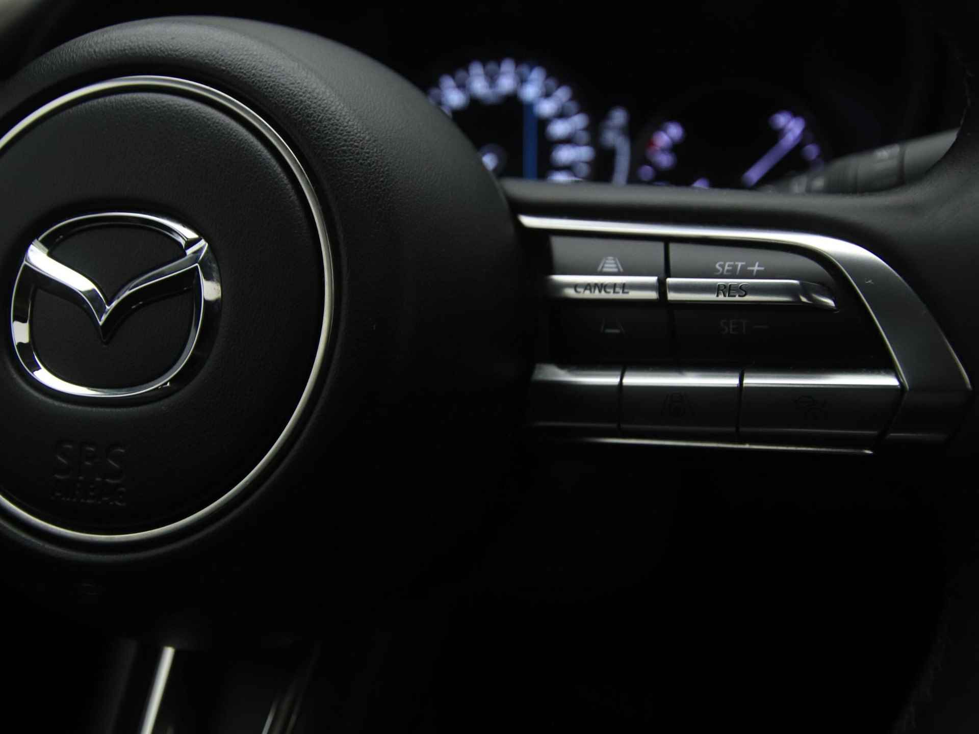 Mazda CX-30 2.0 SkyActiv-X Luxury i-Activesense automaat met Sunroof : dealer onderhouden - 27/49