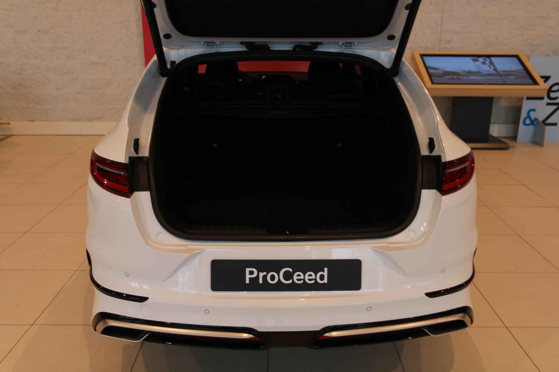 Kia ProCeed 1.5 T-GDi GT-Line | Navi | Climate control | Camera | Panorama Dak | Nieuw te bestellen | - 14/28