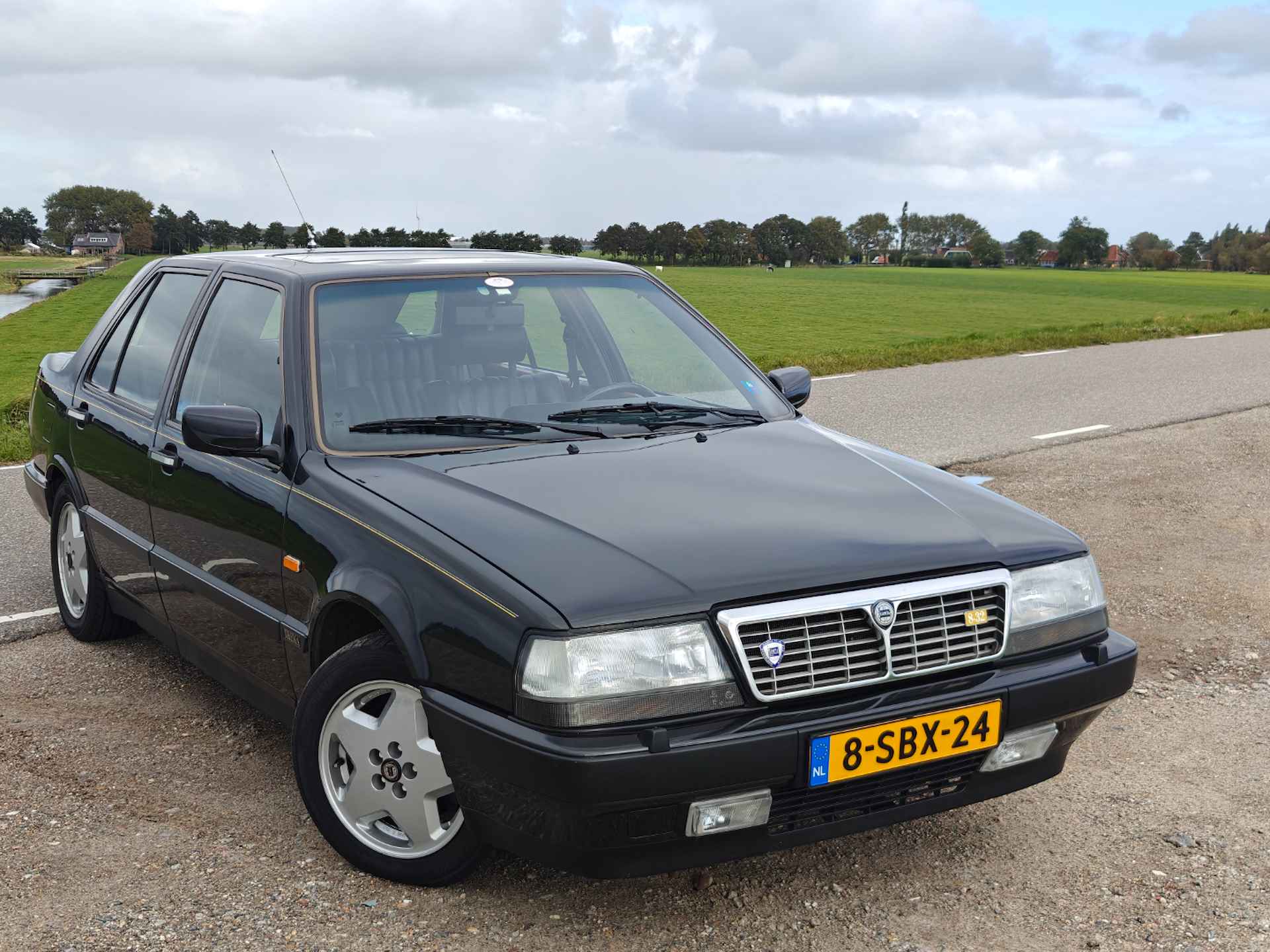 Lancia Thema 3.0 8.32 Ferrari | Unique Original State - 35/35