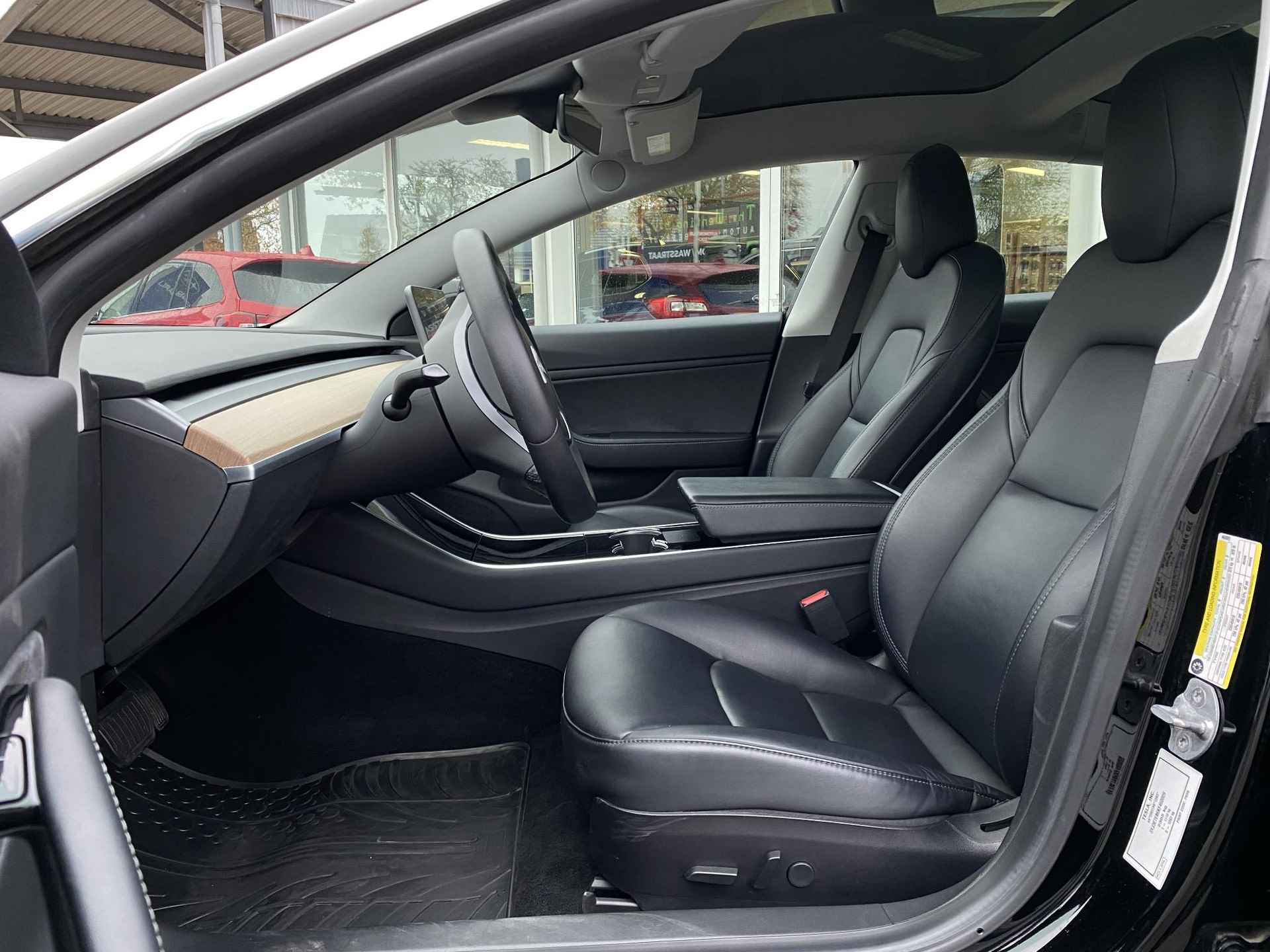 Tesla Model 3 Long Range AWD 75 kWh | Adaptieve Cruise Control | Stoelverwarming Voor + Achter | Navigatie | Premium Audio | Panoramadak | - 2/34