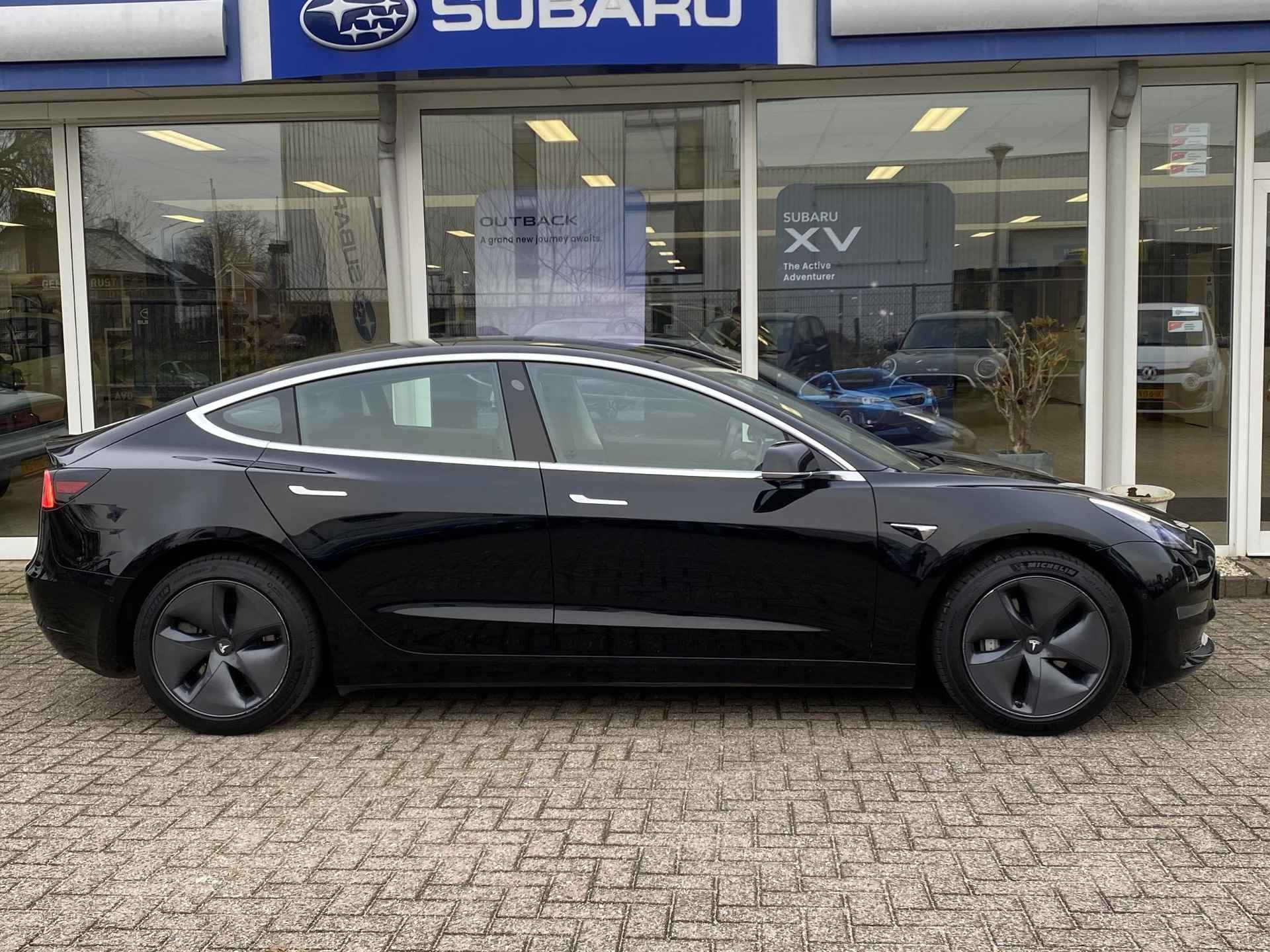 Tesla Model 3 Long Range AWD 75 kWh | Adaptieve Cruise Control | Stoelverwarming Voor + Achter | Navigatie | Premium Audio | Panoramadak | - 25/34