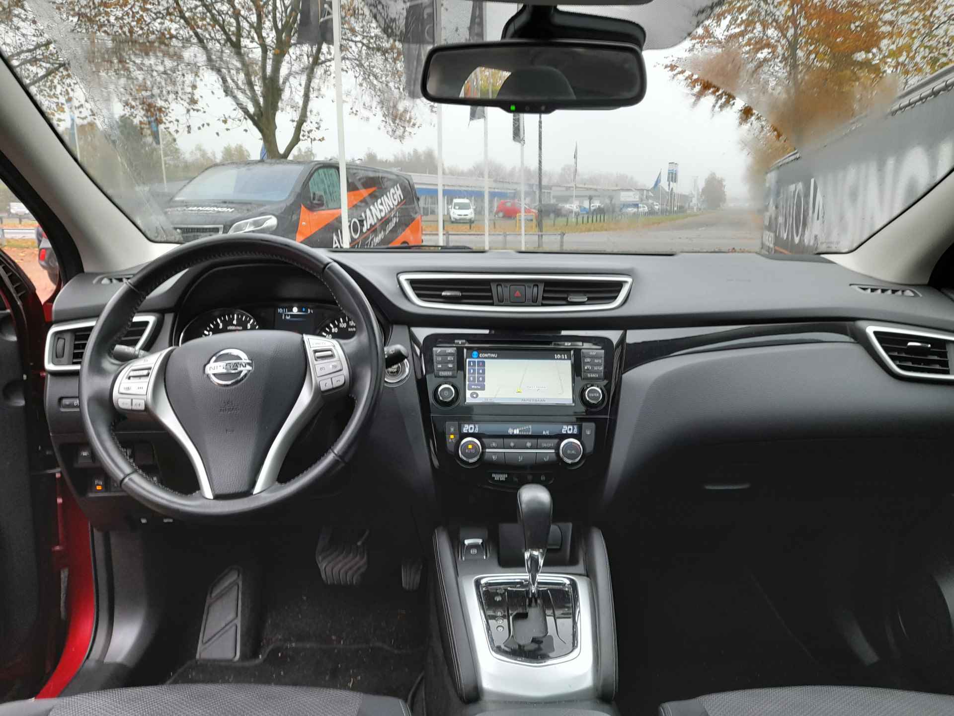 Nissan QASHQAI 1.2 N-Connecta met automaat en panoramadak!! | Clima | Cruise | LM Velgen | Camera | Lage km stand! | RIJKLAARPRIJS INCL 12 MAANDEN GARANTIE EN BEURT - 12/16