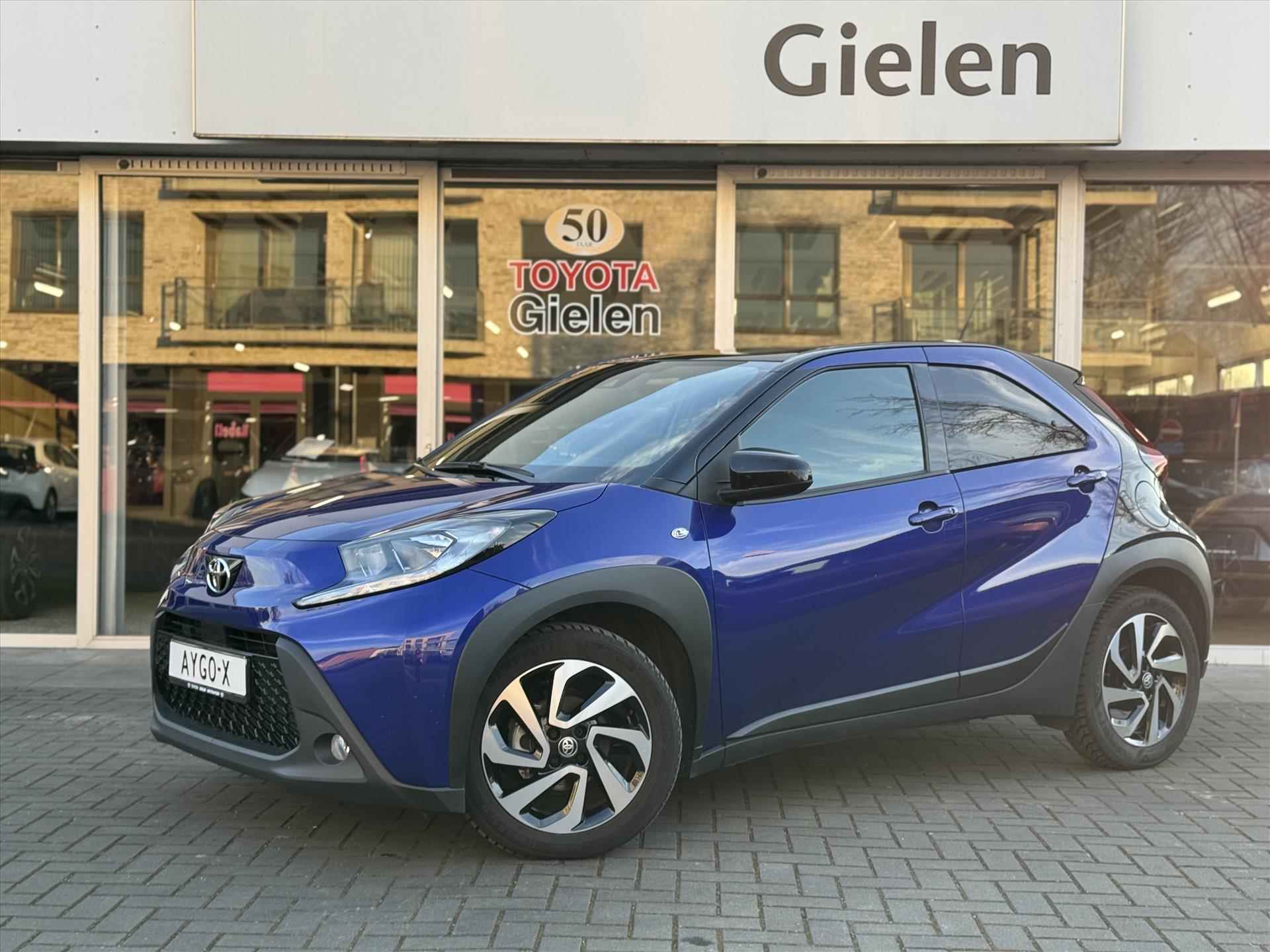 Toyota Aygo X 1.0 VVT-i Pulse | Bi-tone, Privacy glass, 17 inch, Apple carplay/Android auto, Stoelverwarming, Parkeercamera