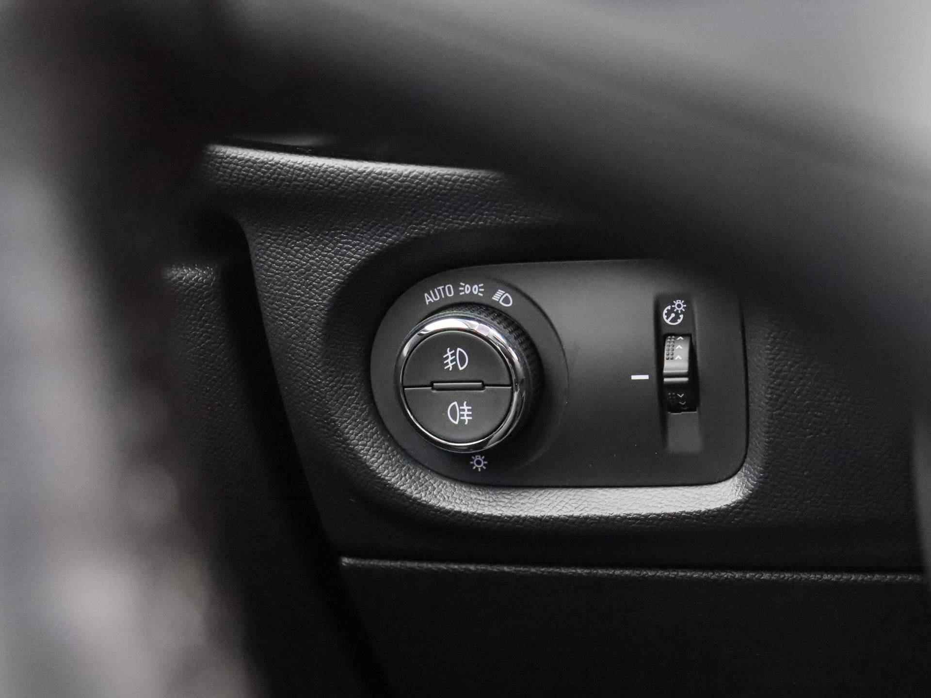 Opel Corsa-e Elegance 50 kWh | Navigatie | Camera | Parkeersensoren - 25/44
