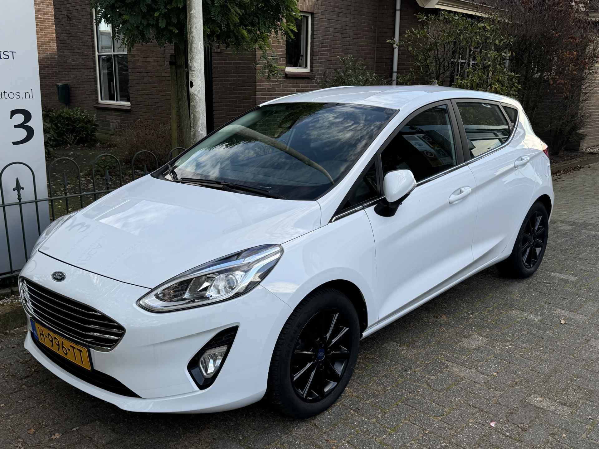 Ford Fiesta 1.5 TDCi Titanium Airco/5-Deurs/Navigatie/Lichtmetalen velgen - 3/48