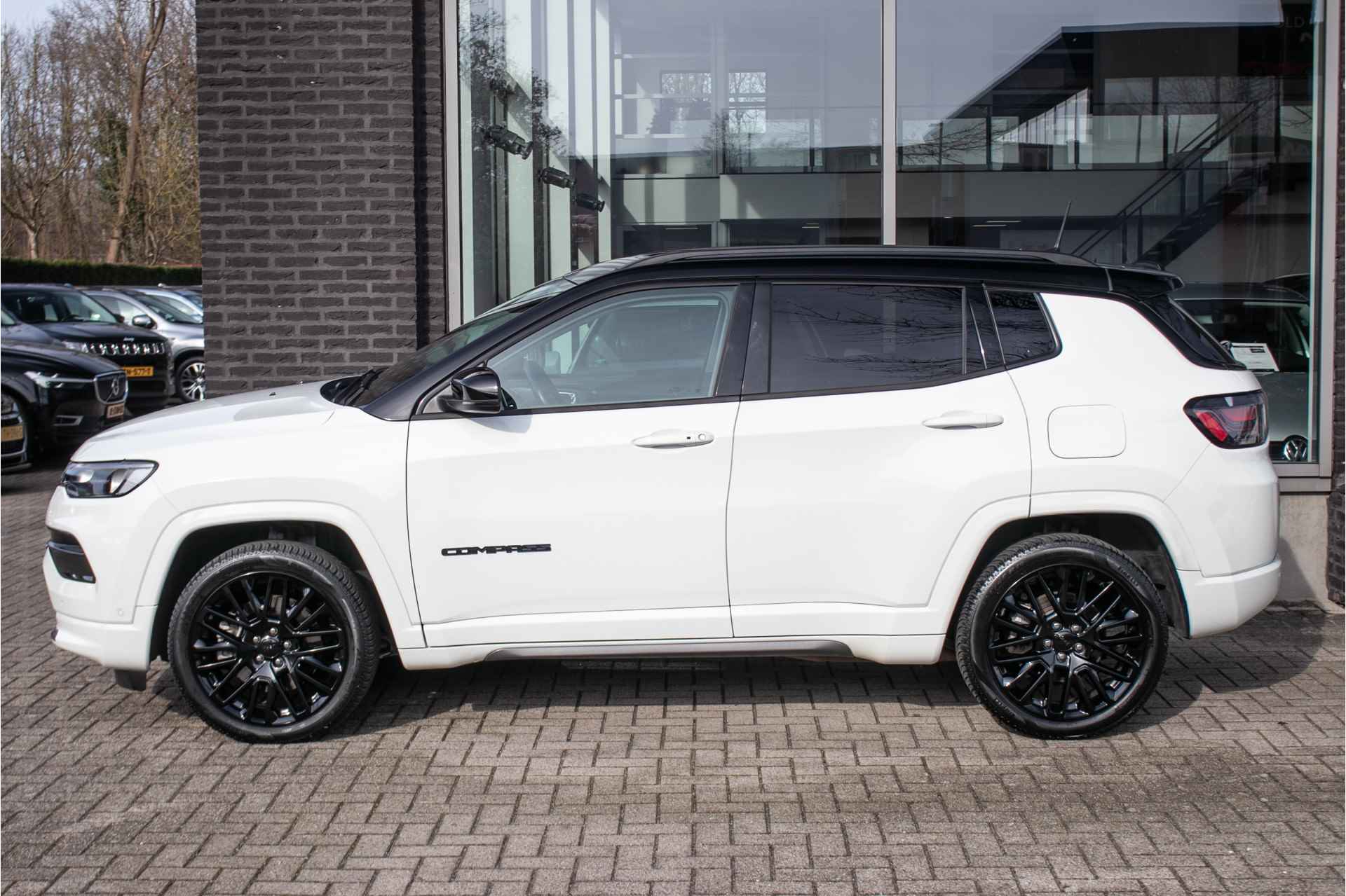 Jeep Compass 4xe 240 Plug-in Hybrid Electric S - All-in rijklrprs | Apple cp/Android auto | leder - 2/48