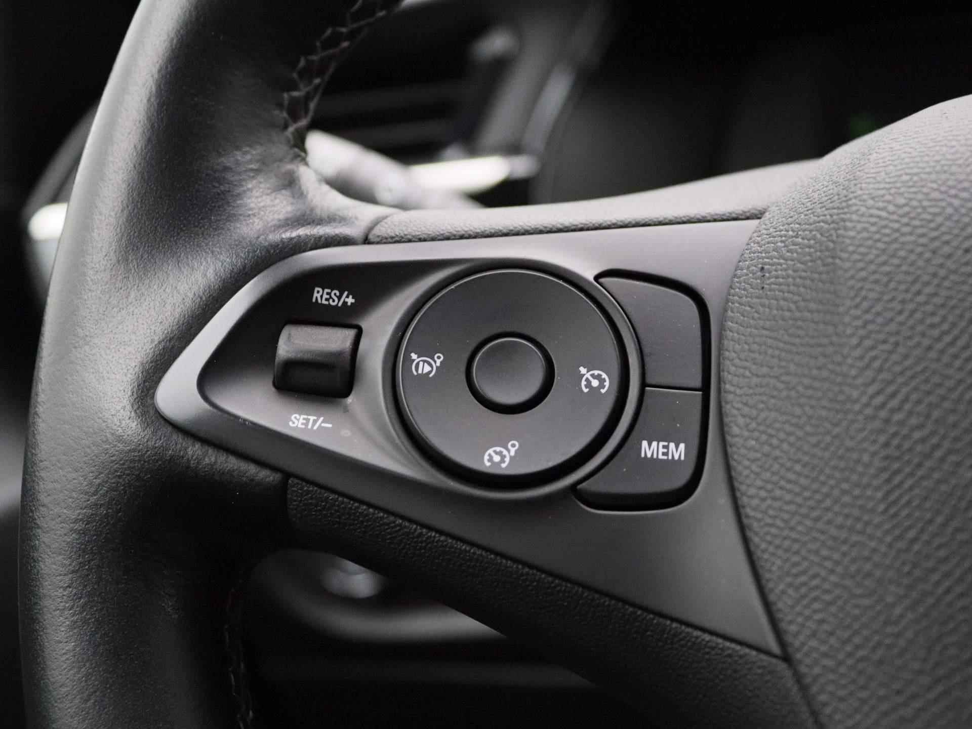 Opel Corsa-e Elegance 50 kWh | NAVIGATIE | CLIMATE CONOTROL | PARKEERSENSOREN | ACHTERUITRIJCAMERA | LED | 16"LICHTMETALEN VELGEN | - 24/36