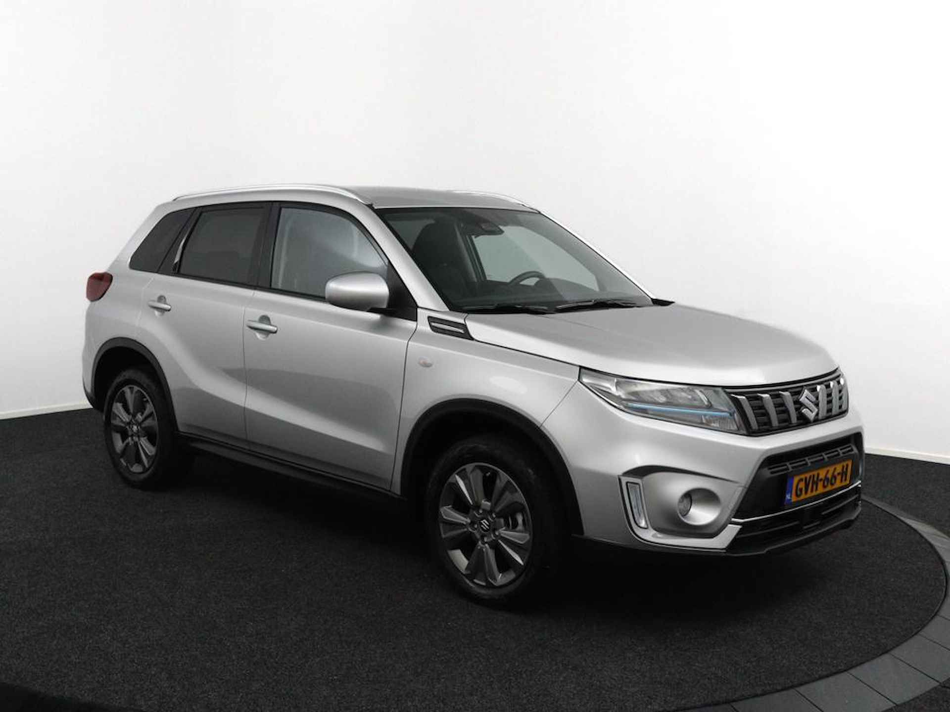 Suzuki Vitara 1.4 Boosterjet Select Smart Hybrid | 1500 KG Trekvermogen | Adaptieve Cruise Control | Led Verlichting | Achteruitrijcamera | - 4/43