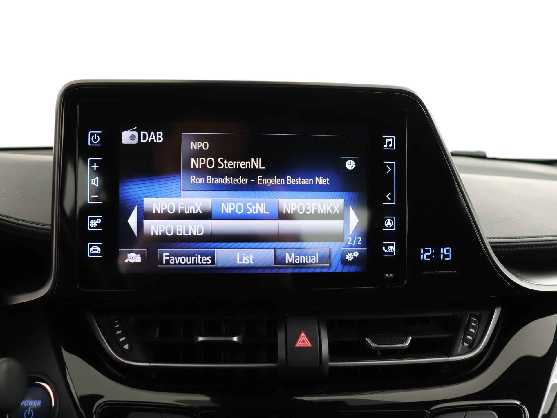 Toyota C-HR 1.8 Hybrid Dynamic Limited | Camera | Bluetooth | LM velgen | - 33/35