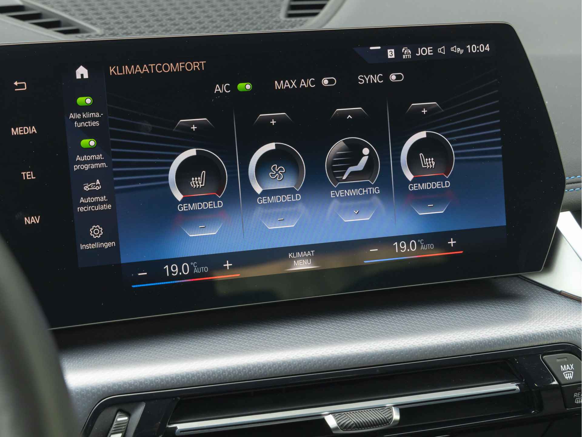 BMW iX1 xDrive30 M-Sport - Trekhaak - Driving Ass - Camera - Adapt. LED - 34/40