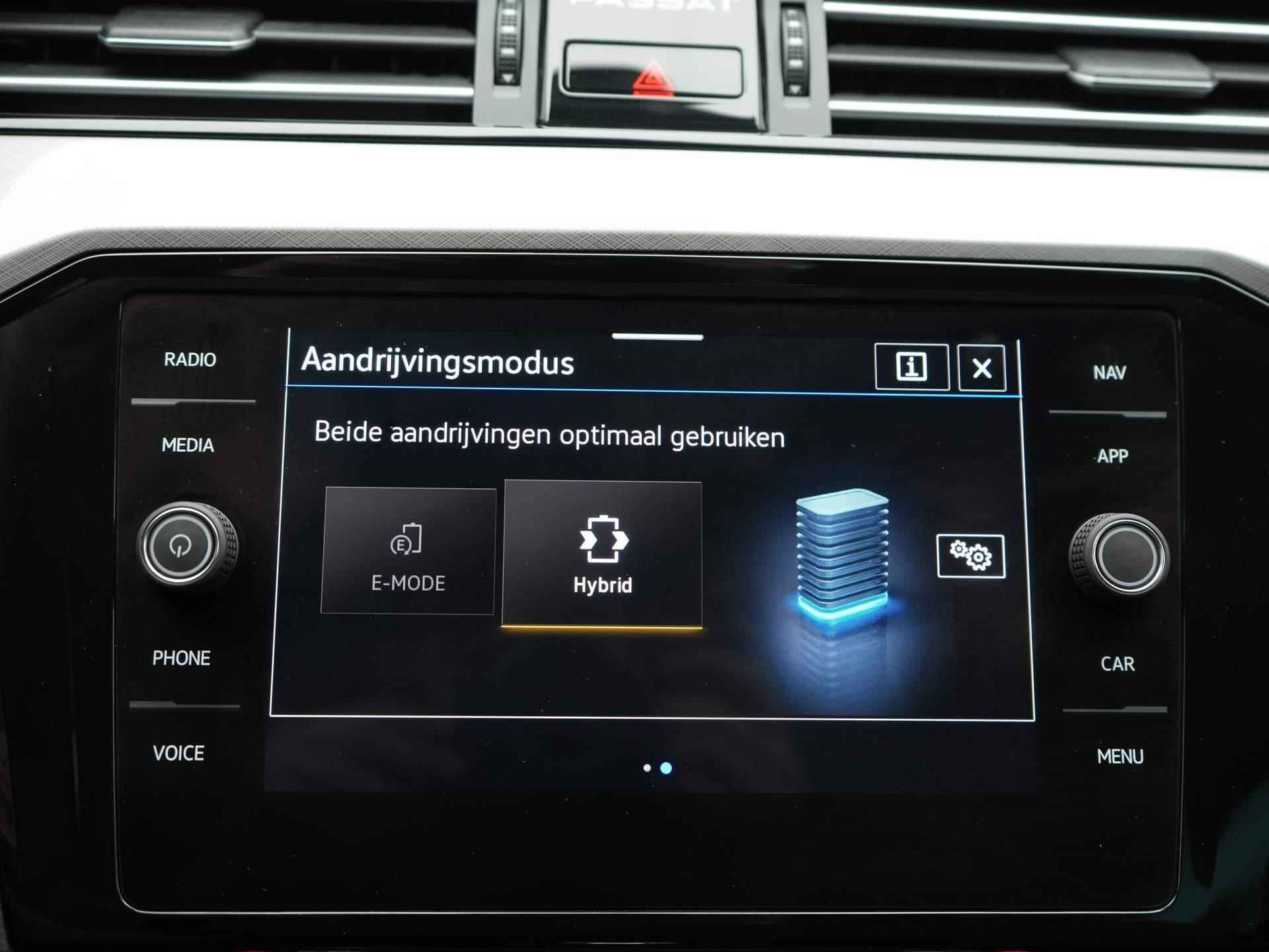 Volkswagen Passat Variant 1.4 TSI PHEV GTE Business Leer-Alcantara / Navigatie / Camera / Automaat - 26/53