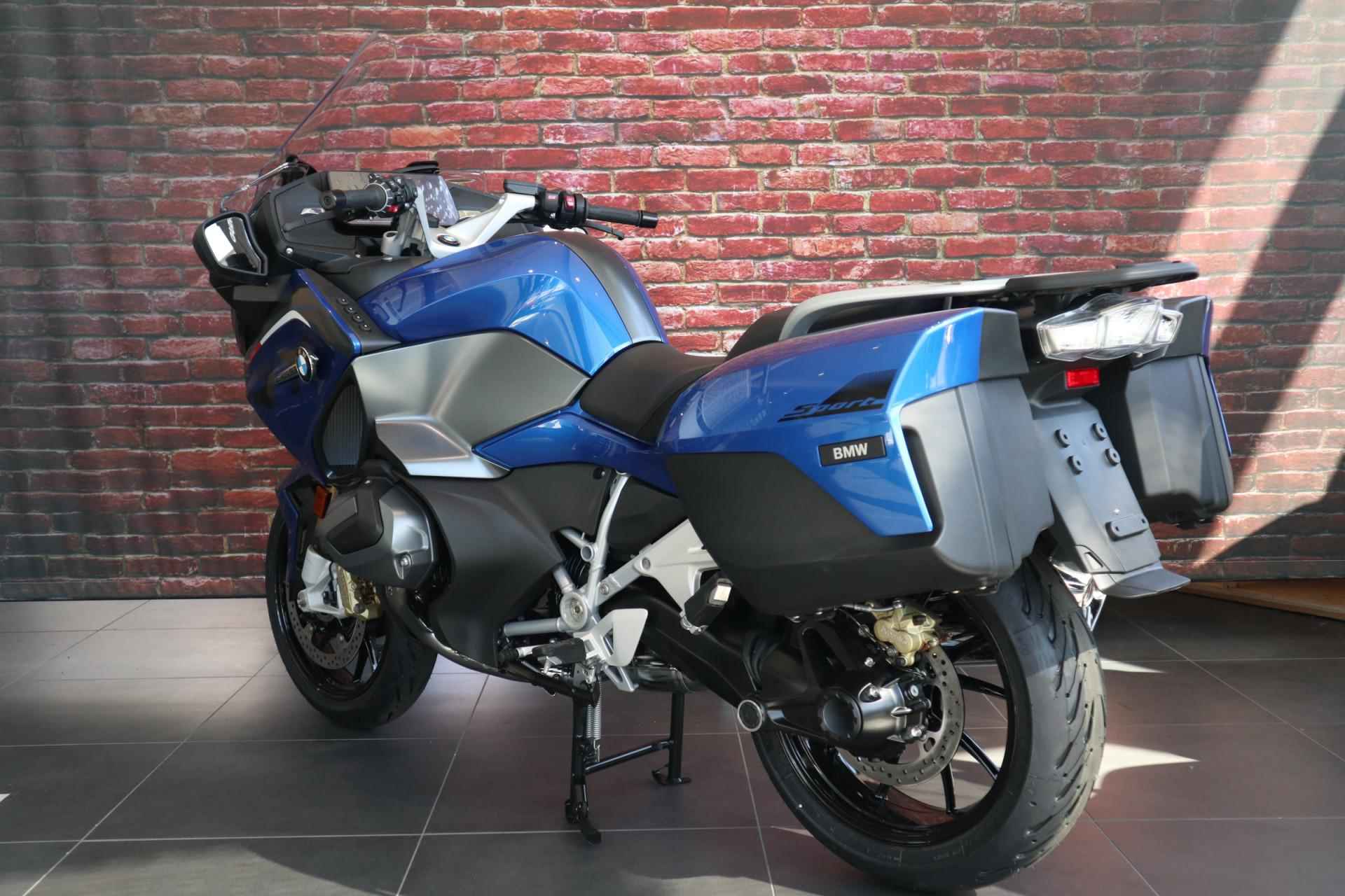 BMW  R 1250 RT | Comfort Package | Dynamic Package | Style Sport - 3/12