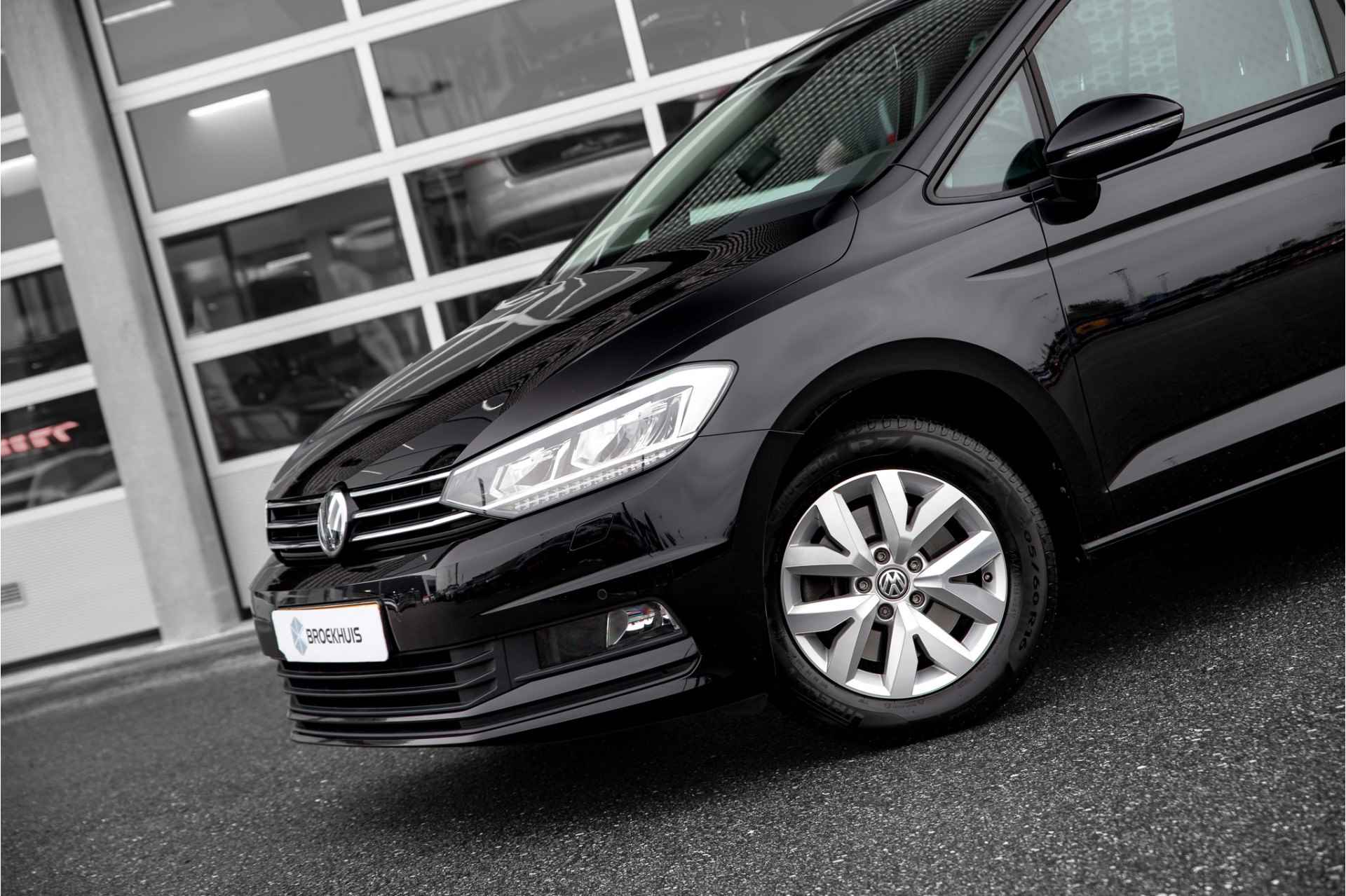 Volkswagen Touran Comfortline 1.4 110 kW / 150 pk TSI DSG | 7 seats | PDC | - 16/25