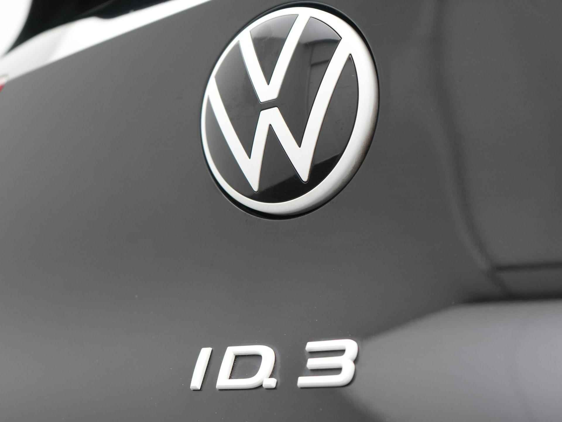 Volkswagen ID.3 First Plus 58 kWh / IQ-Light / Camera / Adap. Cruise / 19 Inch - 56/57