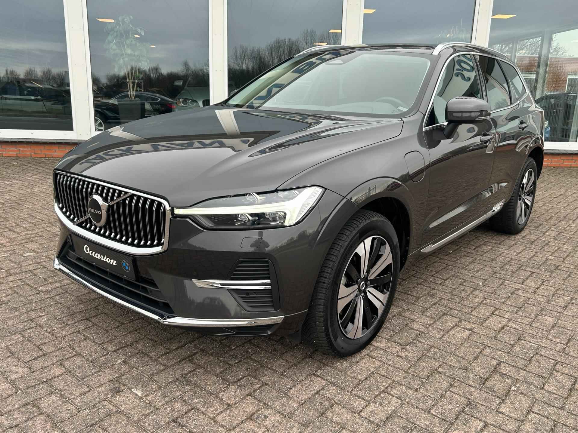 Volvo XC60 2.0 T6 Plug-in hybrid AWD Plus Bright - Leder - Pilot Assist - Long Range - Camera - 19 inch. - 8/24