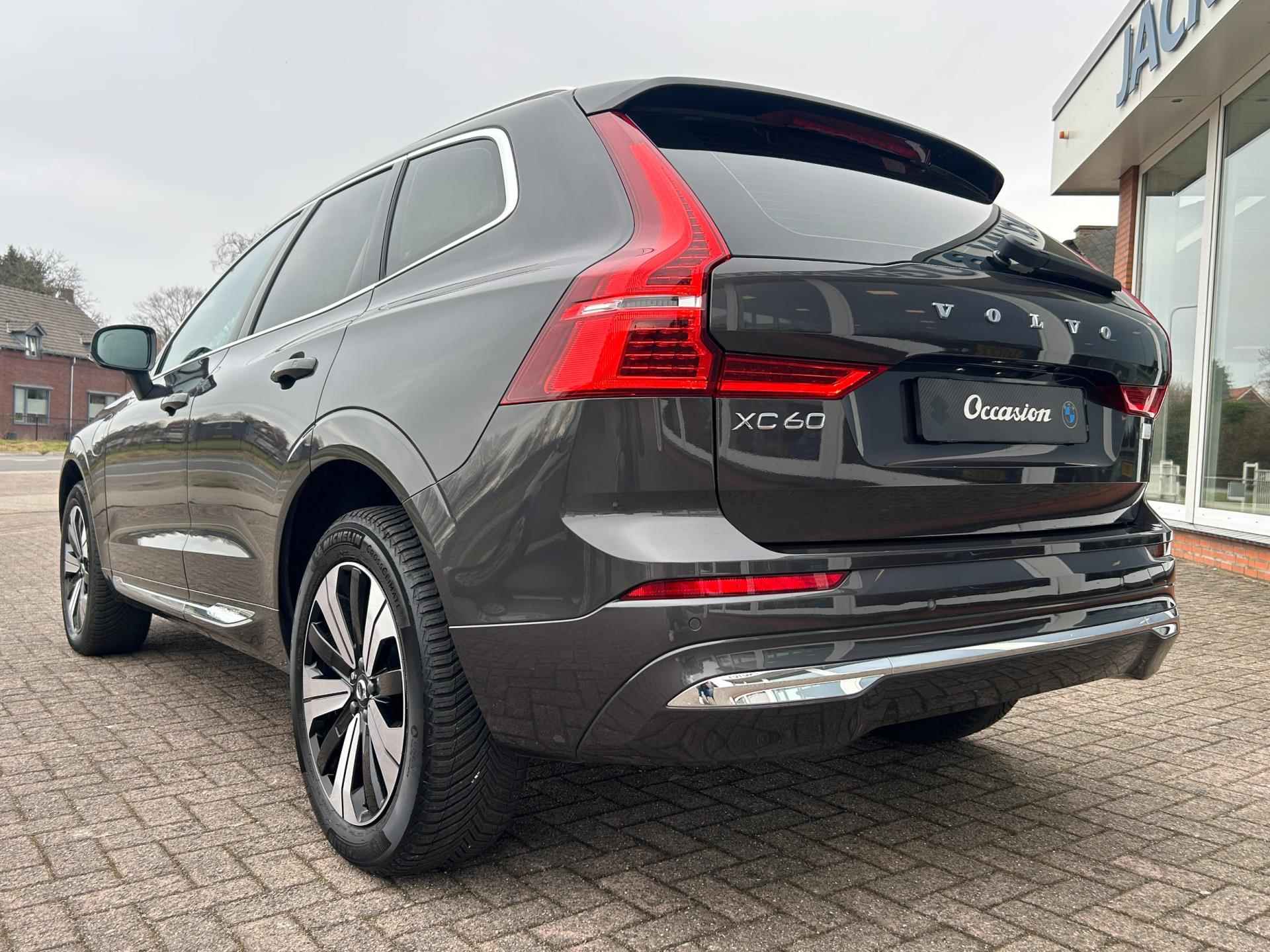 Volvo XC60 2.0 T6 Plug-in hybrid AWD Plus Bright - Leder - Pilot Assist - Long Range - Camera - 19 inch. - 11/24