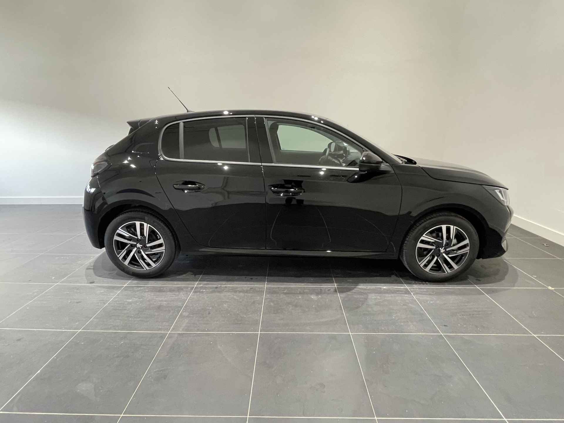 Peugeot 208 1.2 PureTech Allure   DIRECT LEVERBAAR! - 3/26