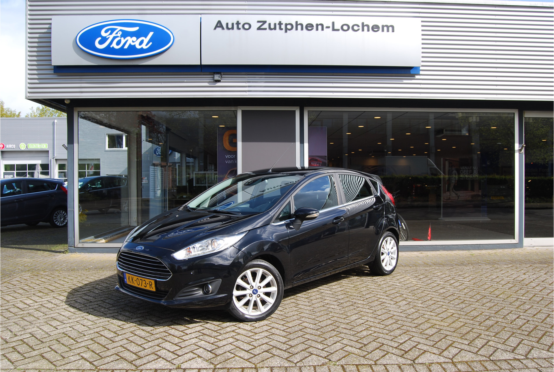 Ford Fiesta 1.0 EcoBoost Titanium NL-AUTO | TREKHAAK | CLIMATE | CRUISE | NAVIGATIE bij viaBOVAG.nl