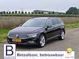 Volkswagen Passat Variant 1.5 TSI Comfort Business | Navi | Cruise | Led | Trekhaak | Carplay | R-stuur