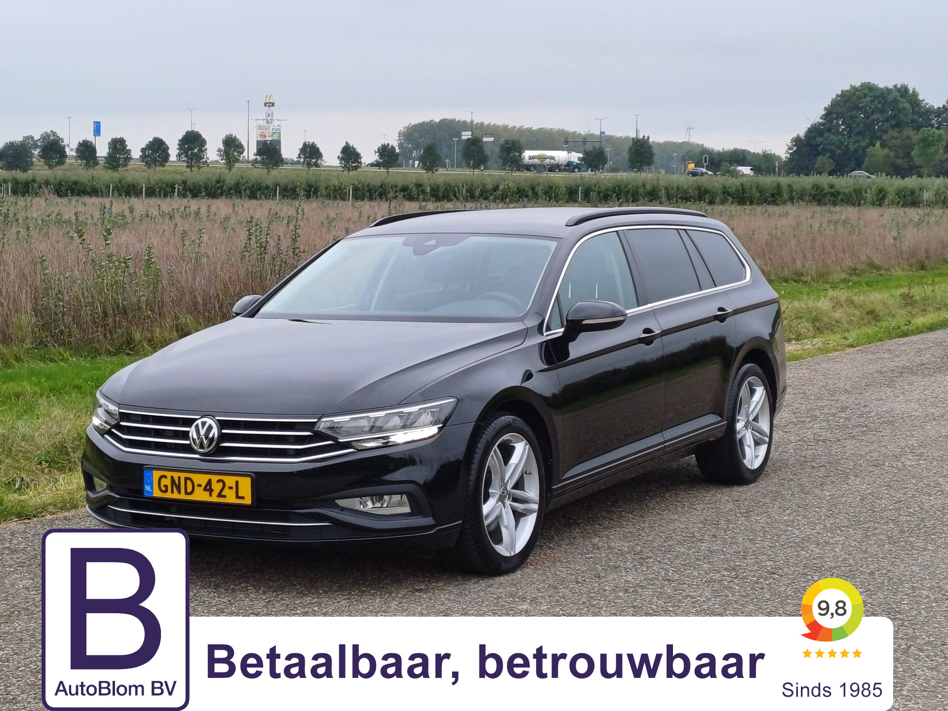 Volkswagen Passat Variant 1.5 TSI Comfort Business | Navi | Cruise | Led | Trekhaak | Carplay | R-stuur