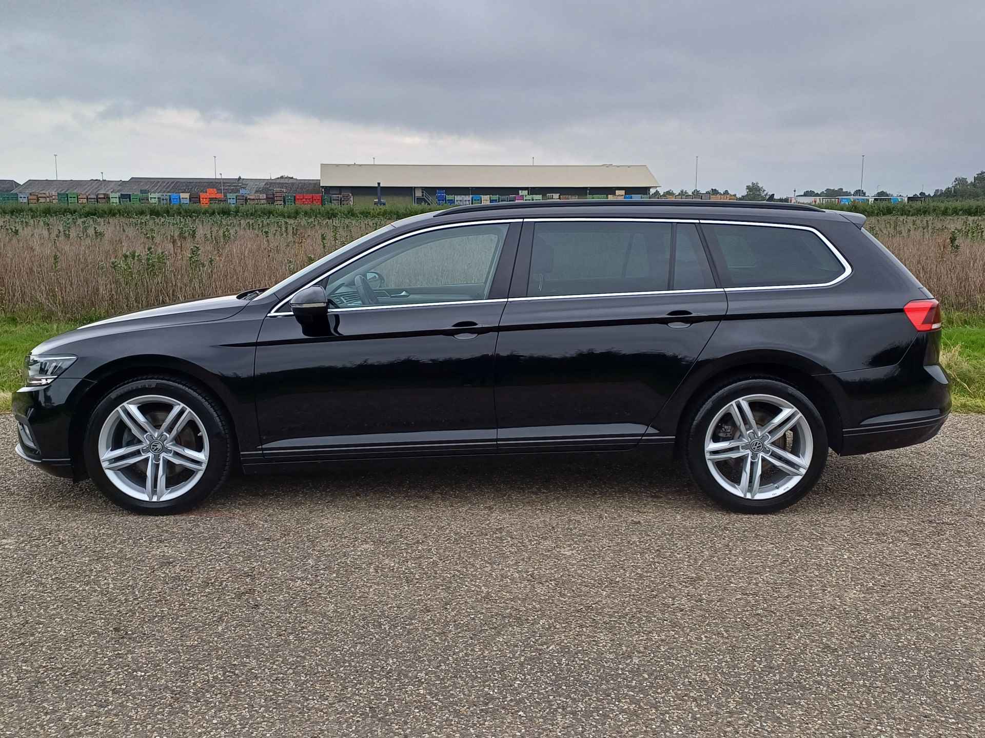 Volkswagen Passat Variant 1.5 TSI Comfort Business | Navi | Cruise | Led | Trekhaak | Carplay | R-stuur - 10/53