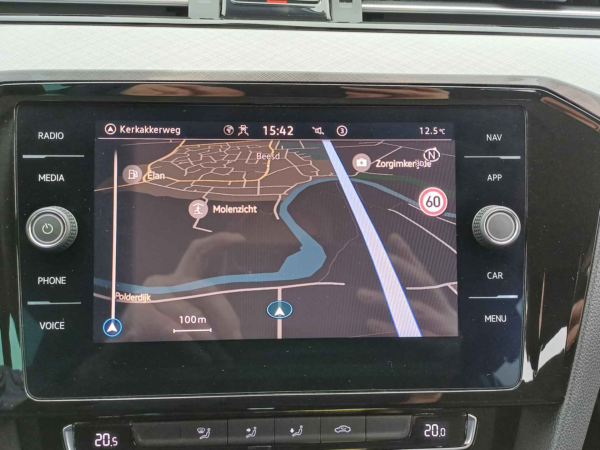 Volkswagen Passat Variant 1.5 TSI Comfort Business | Navi | Cruise | Led | Trekhaak | Carplay | R-stuur - 40/53