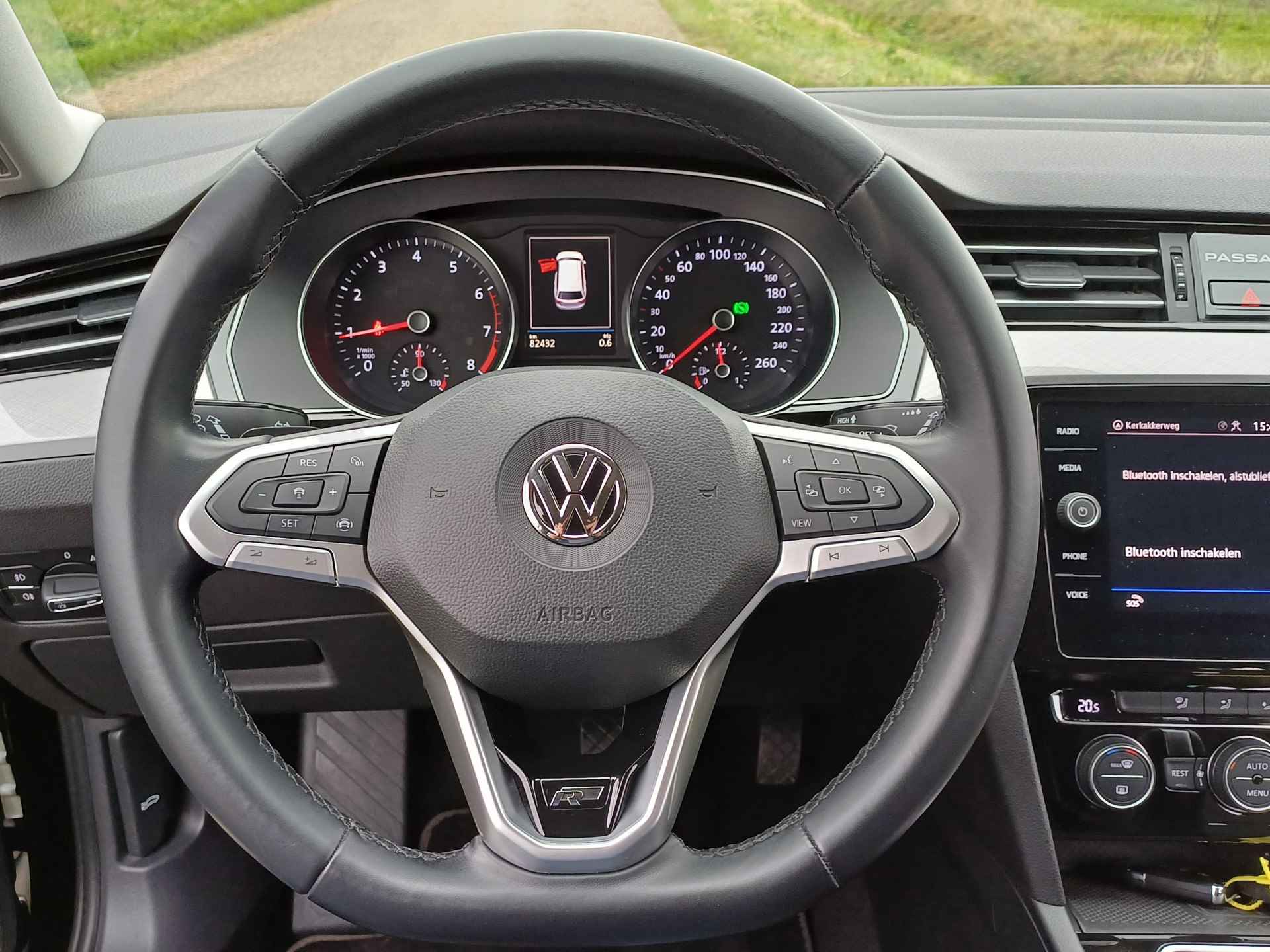 Volkswagen Passat Variant 1.5 TSI Comfort Business | Navi | Cruise | Led | Trekhaak | Carplay | R-stuur - 43/53