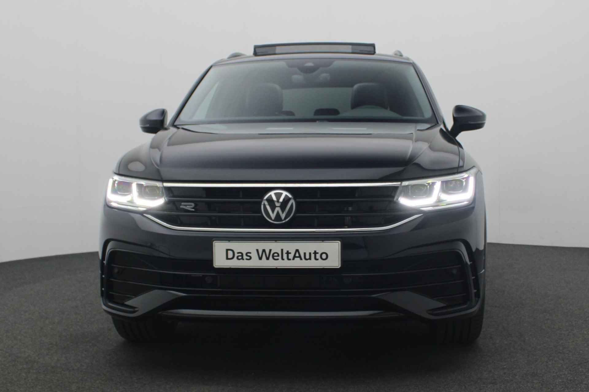 Volkswagen Tiguan 1.4 TSI 245PK DSG eHybrid R-Line Business Black Style | Pano | Trekhaak | Camera | Navi | Stoelverwarming - 19/49