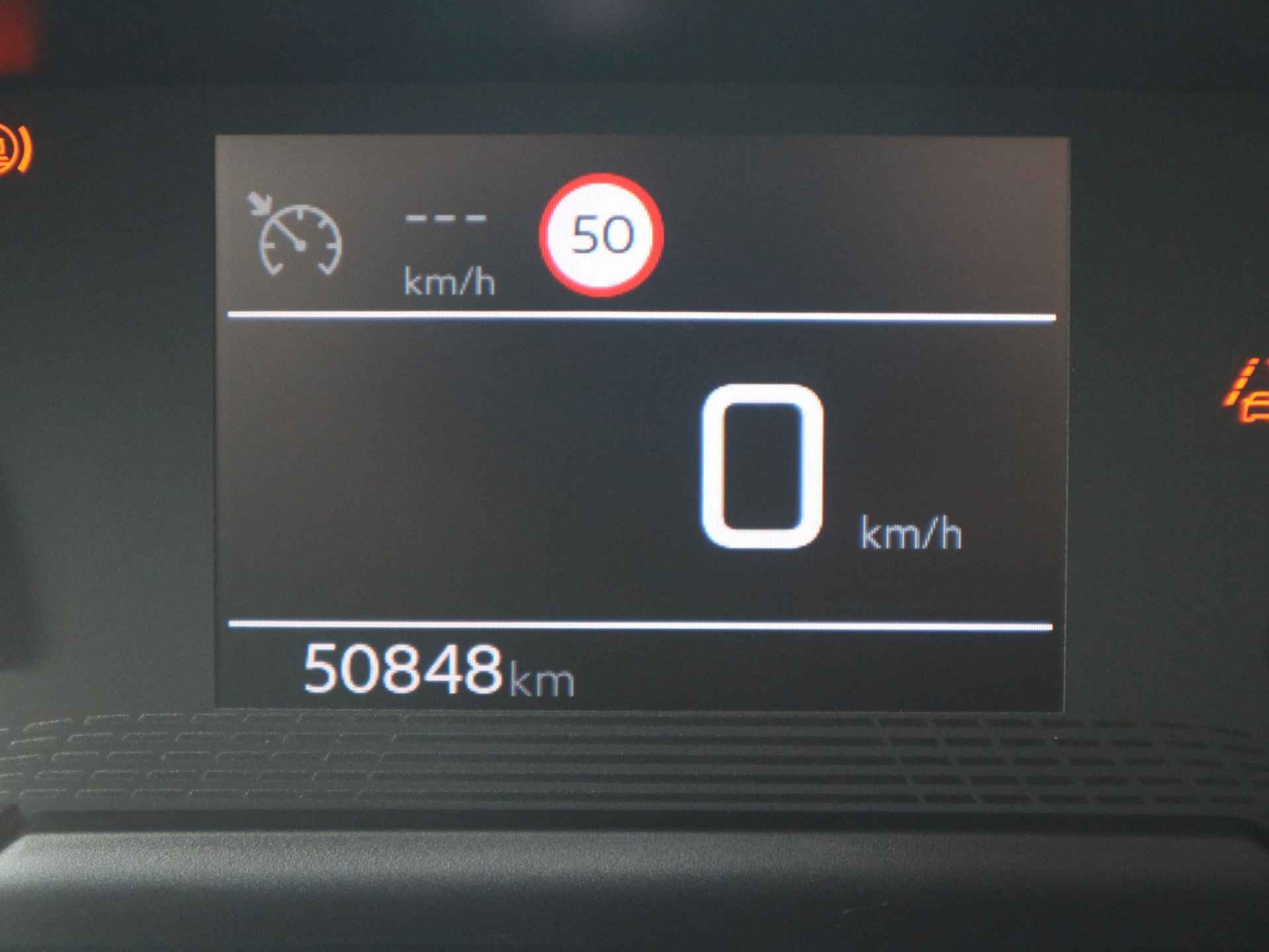 Peugeot 208 1.2 75 PK Active | Navigatie | Cruise control | Airco | Apple CarPlay - 24/39