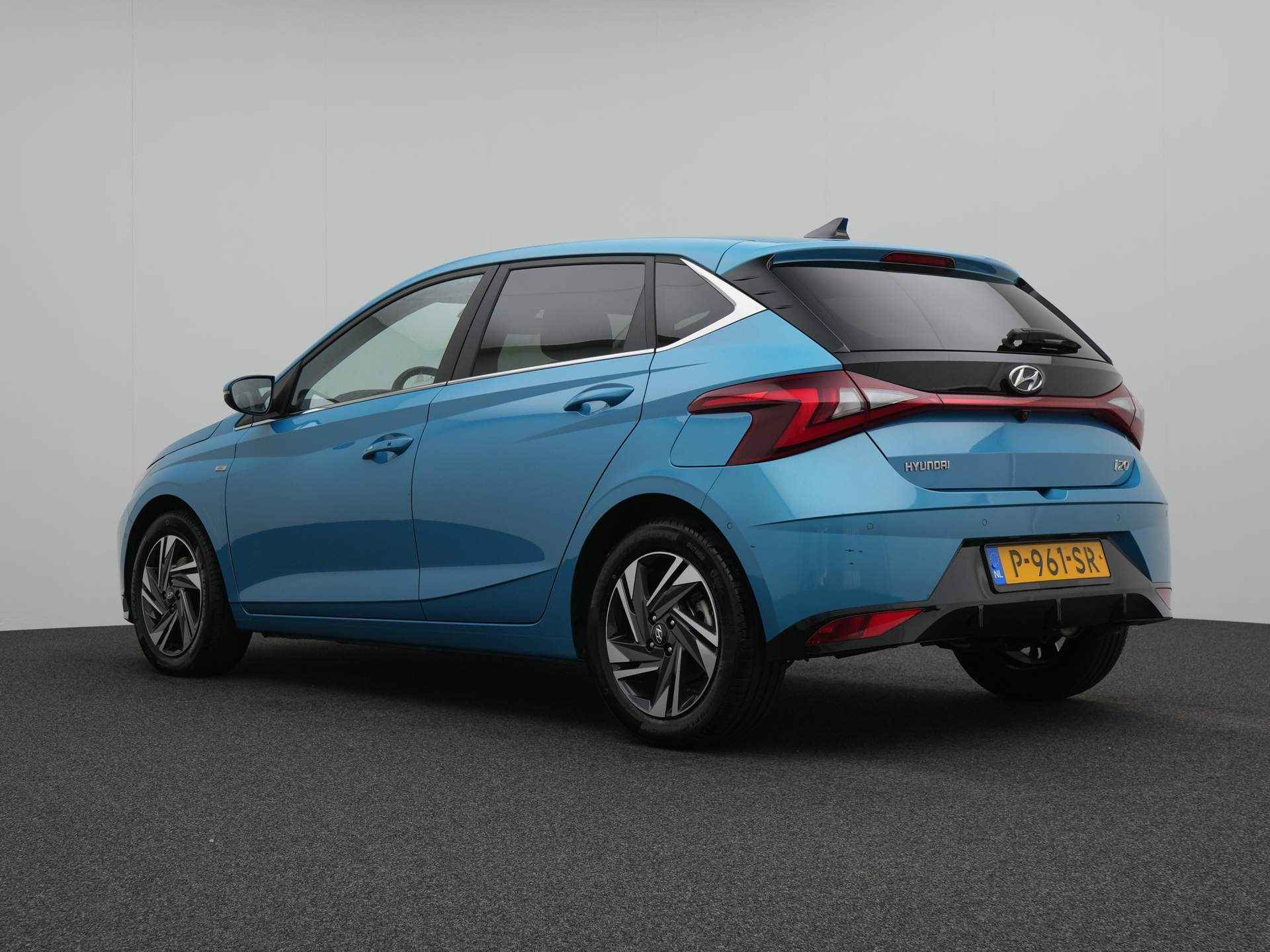 Hyundai i20 1.0 T-GDI Premium | Parkeercamera | Stoelverwarming | BOSE Audio | Navigatie | - 4/44