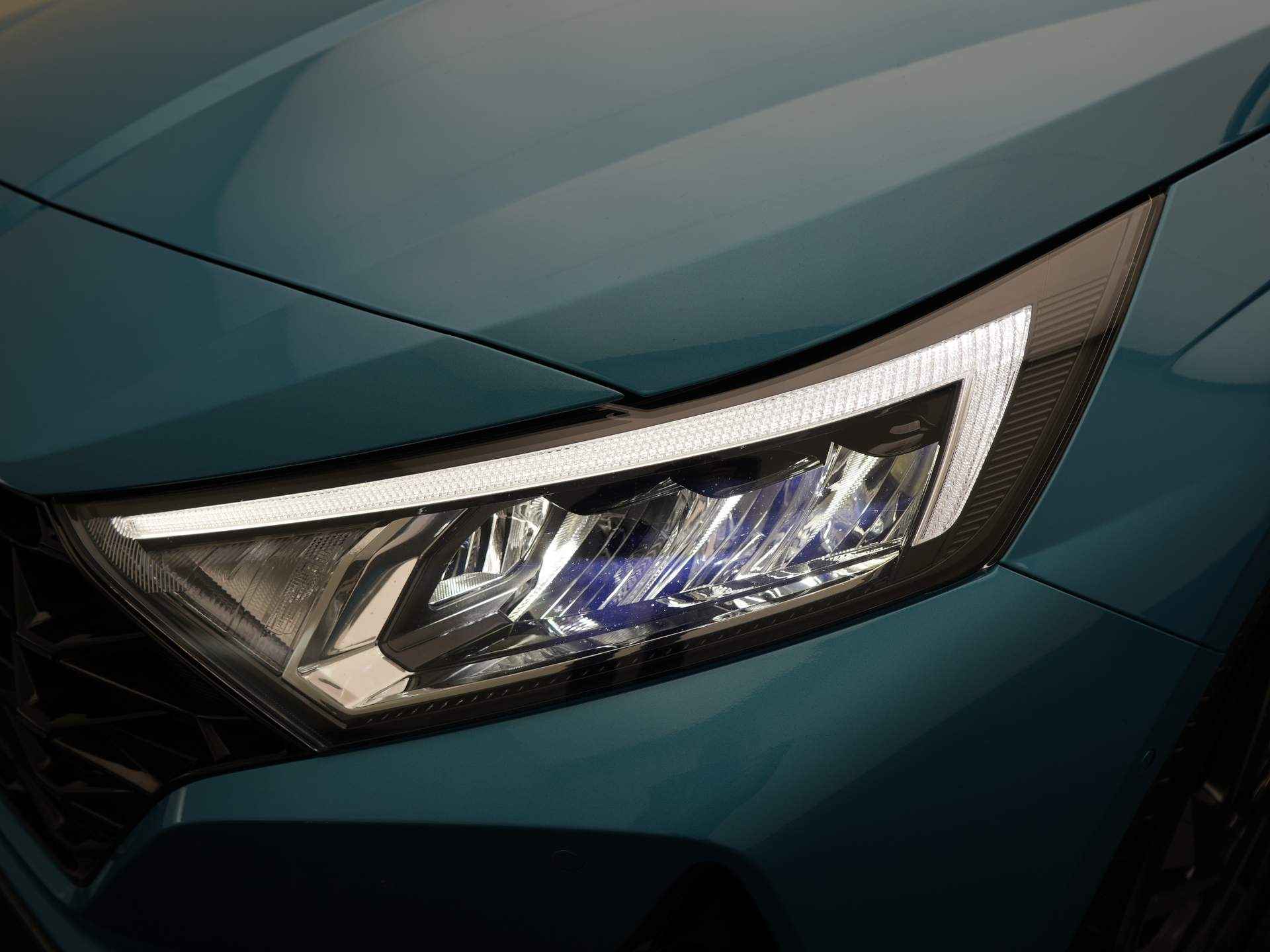 Hyundai i20 1.0 T-GDI Premium | Parkeercamera | Stoelverwarming | BOSE Audio | Navigatie | - 25/44