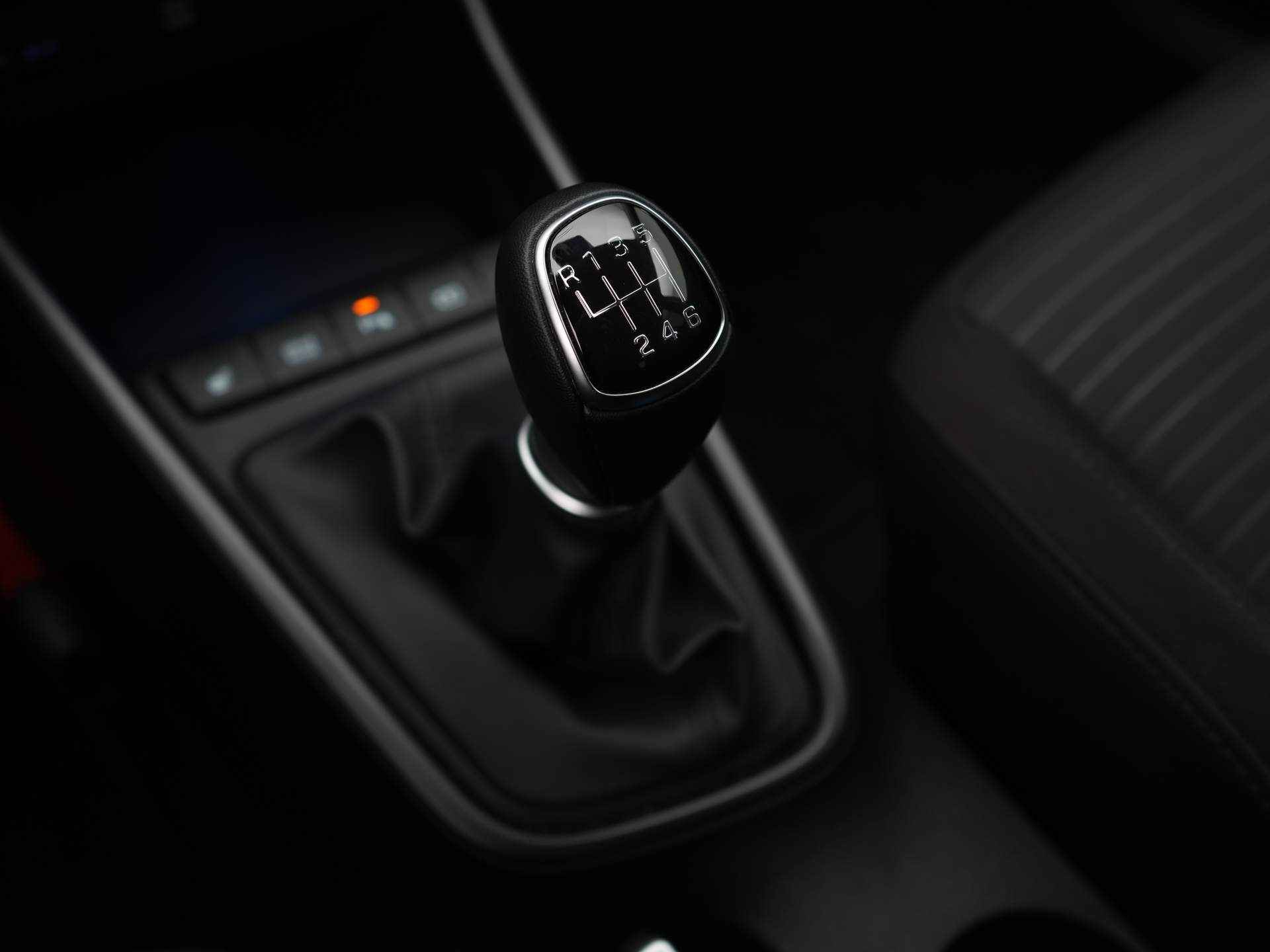 Hyundai i20 1.0 T-GDI Premium | Parkeercamera | Stoelverwarming | BOSE Audio | Navigatie | - 26/44