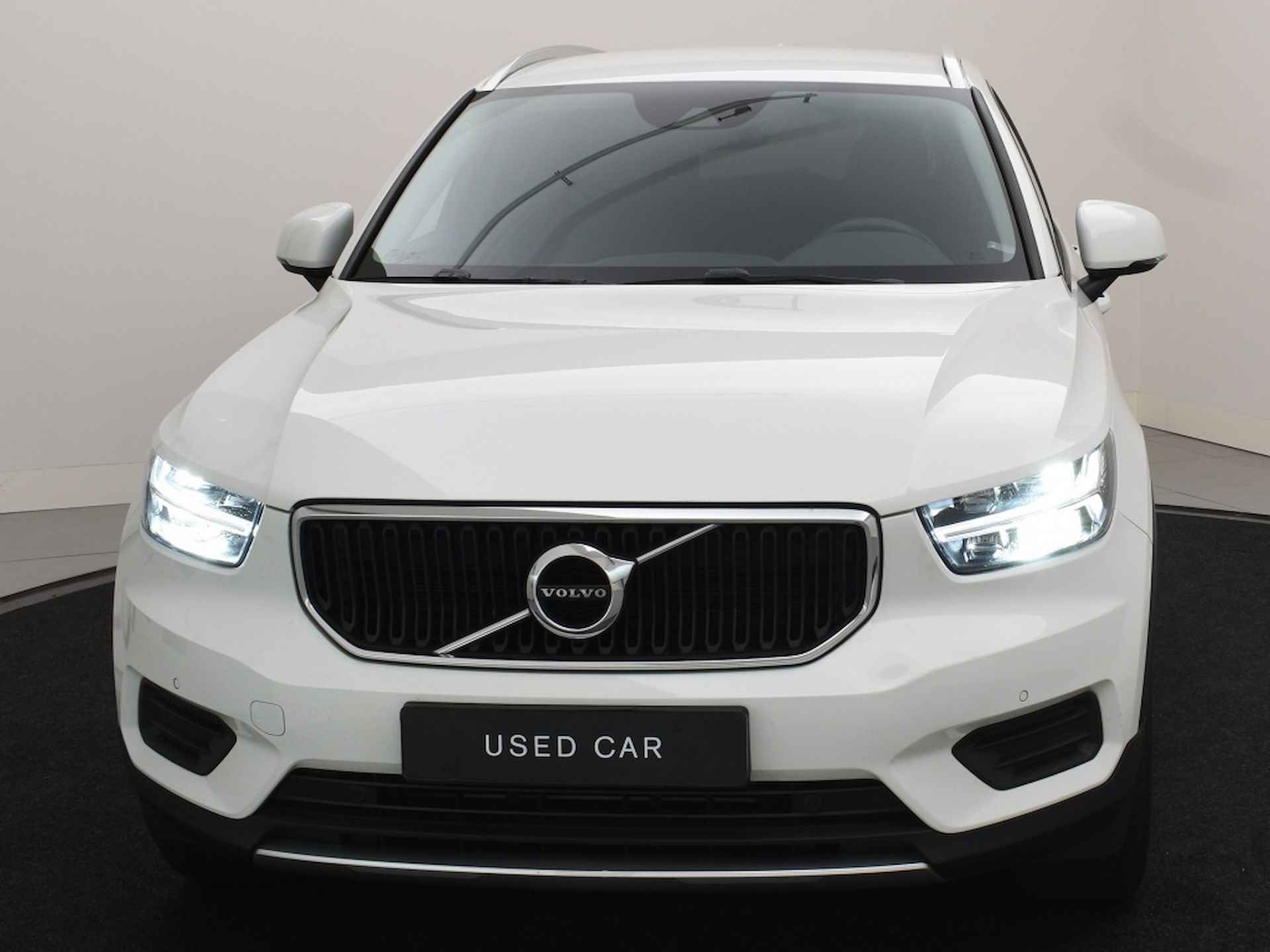 Volvo XC40 T3 AUT(8) MOMENTUM NAVI TREKHAAK PARK ASSIST V+A CAMERA - 6/30