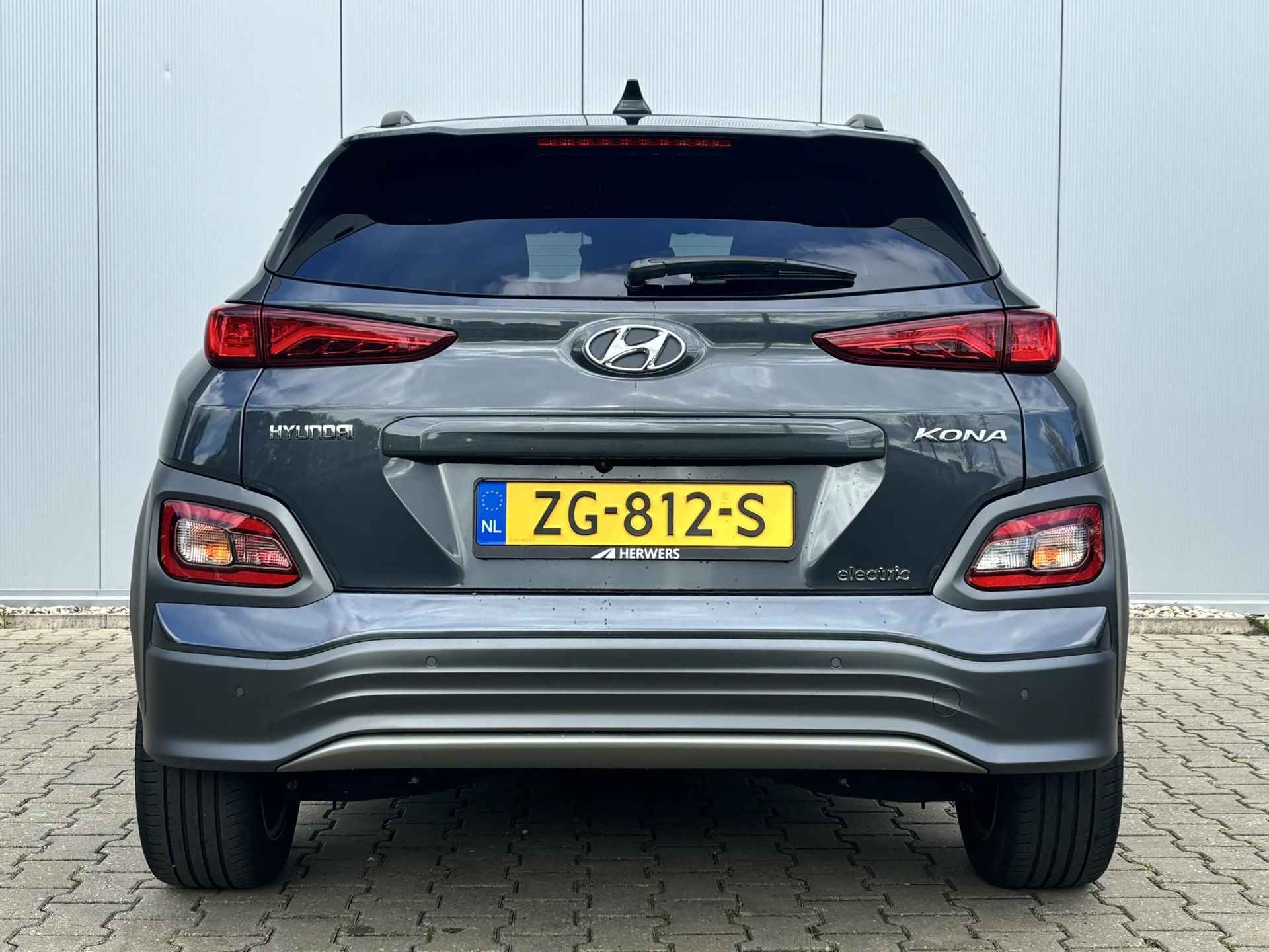 Hyundai Kona EV Premium 64 kWh / Electronic Climate Control / Apple Carplay & Android Auto / Navigatie / Lederen Bekleding / Automaat - 20/33