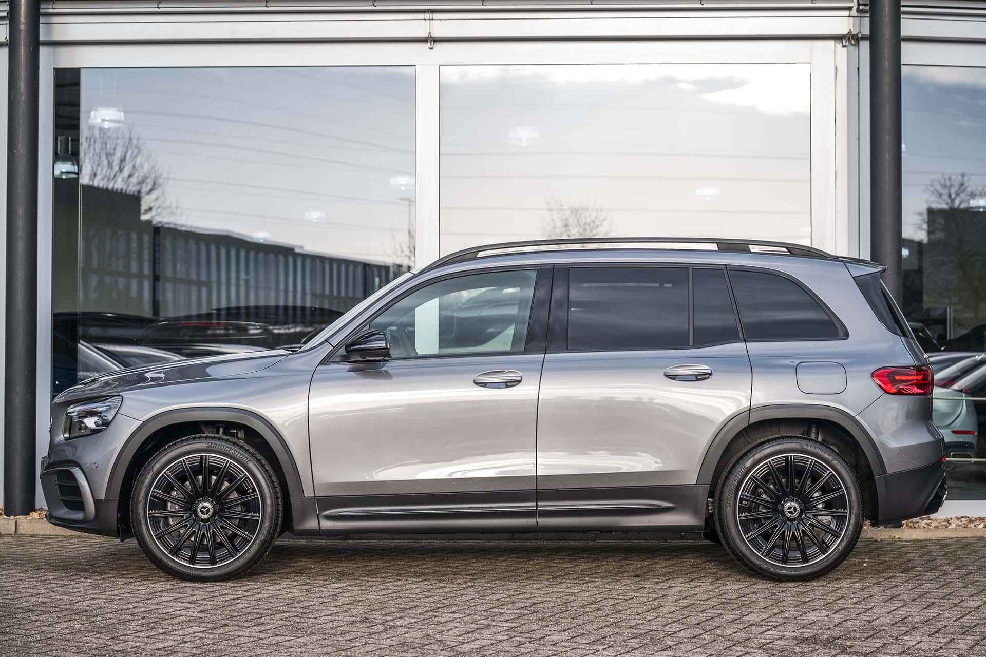 Mercedes-Benz GLB 200 AMG Line | Panorama-dak | Head-up display | Elec verstelbare stoelen met geheugen | 20" AMG velgen - 9/38