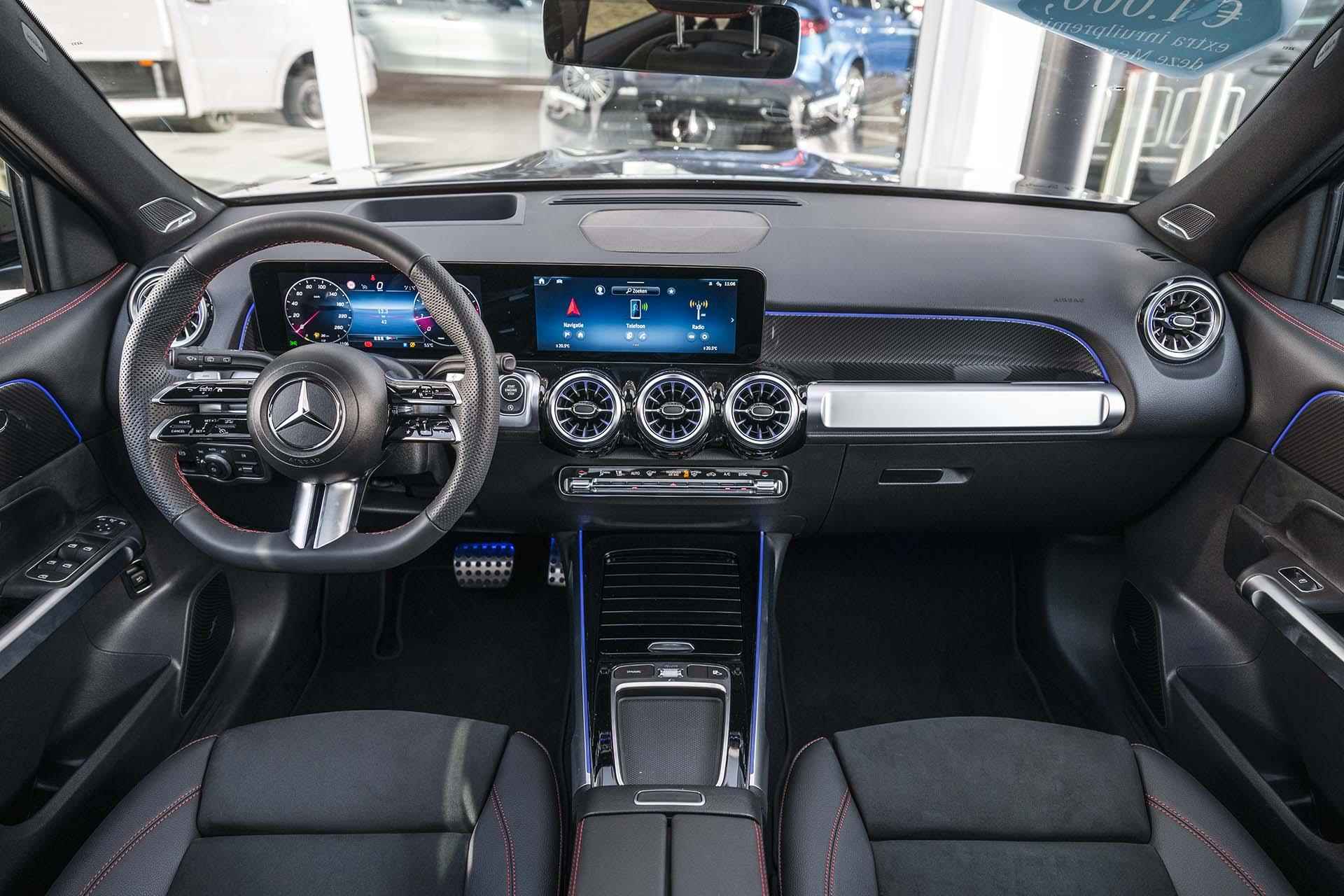 Mercedes-Benz GLB 200 AMG Line | Panorama-dak | Head-up display | Elec verstelbare stoelen met geheugen | 20" AMG velgen - 16/38