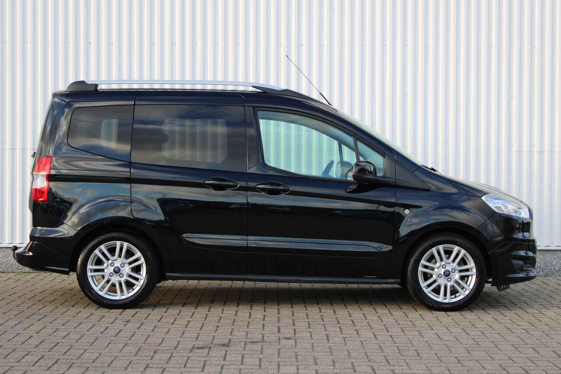 Ford Tourneo Courier 1.0 Titanium | CRUISE CONTROL | NAVIGATIE | STOELVERWARMING | TREKHAAK - 7/26