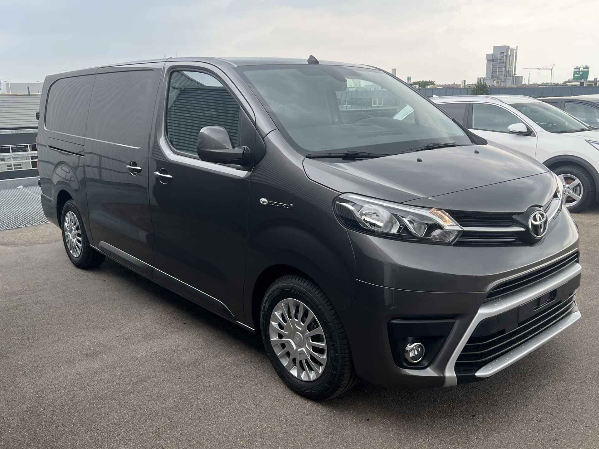 Toyota PROACE Electric Worker Extra Range Prof Long 75 kWh ACTIE Uit voorraad leverbaar - 9/23