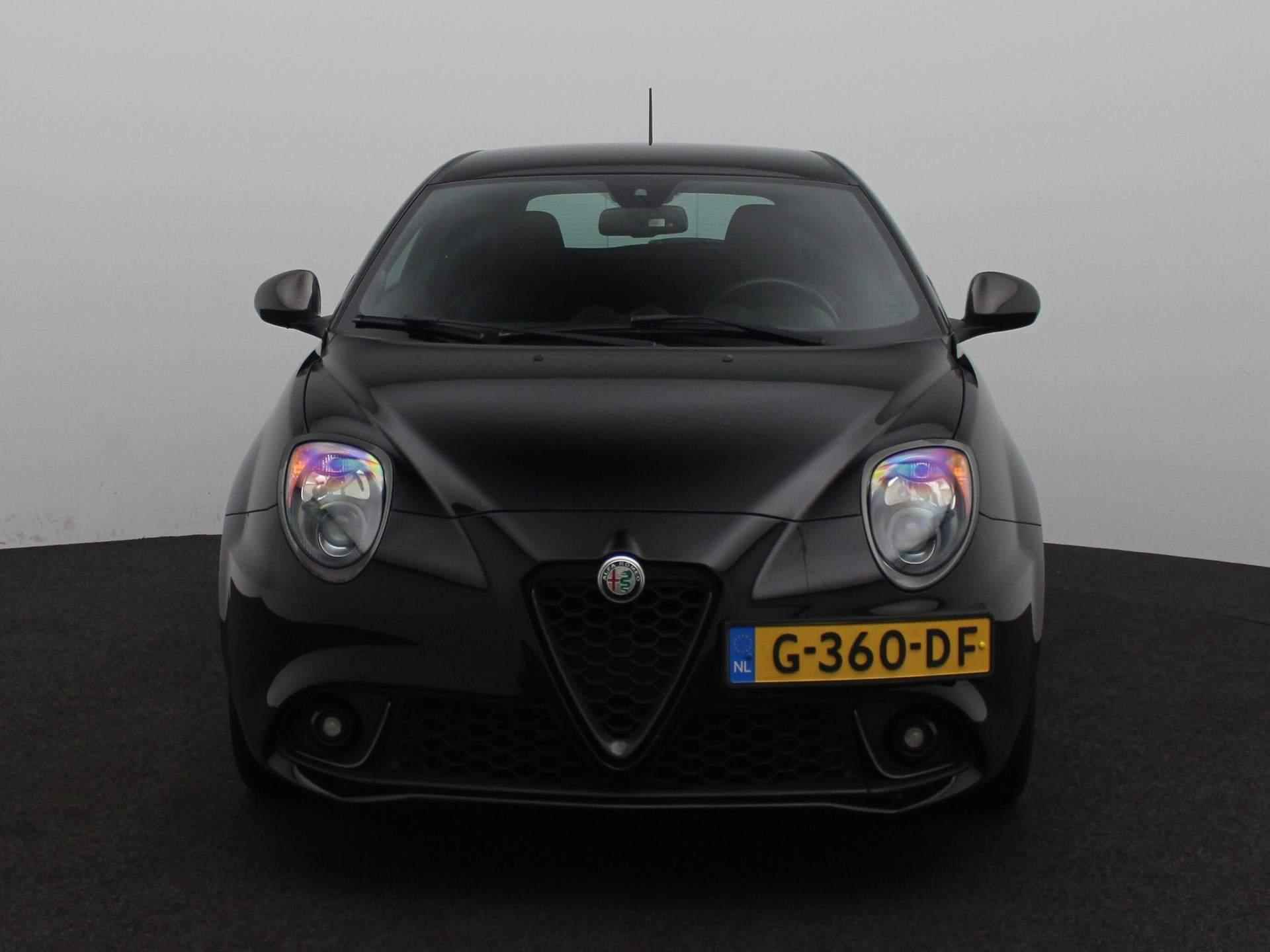 Alfa Romeo MiTo 0.9 TwinAir Urban | Climate control | Navigatie | 17" Lichtmetalen velgen - 3/27