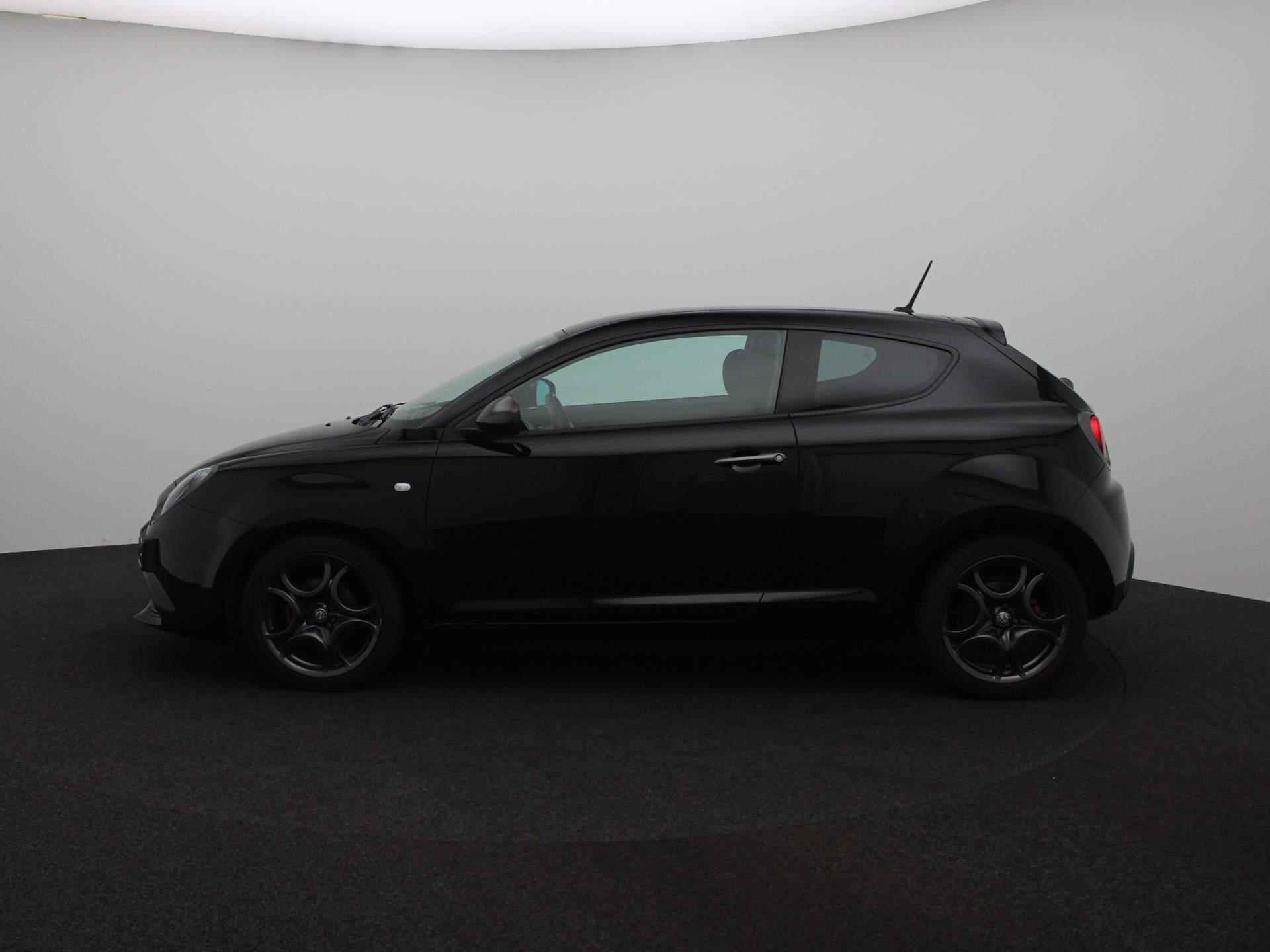 Alfa Romeo MiTo 0.9 TwinAir Urban | Climate control | Navigatie | 17" Lichtmetalen velgen - 4/27